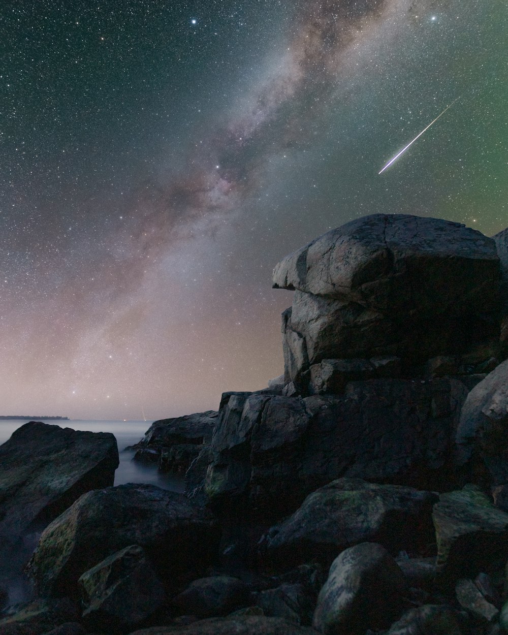 rocky mountain under starry night