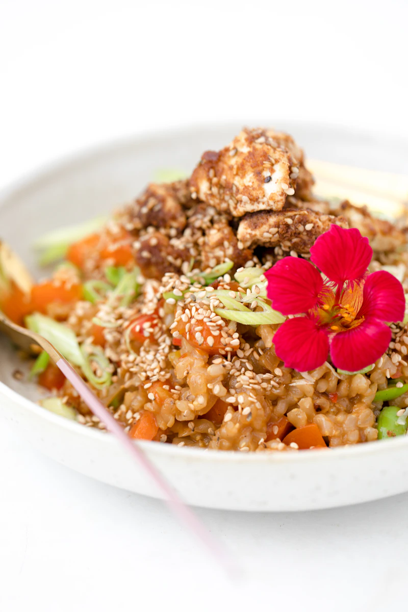 Quinoa Real con Tofu Ahumado y Espárragos Trigueros