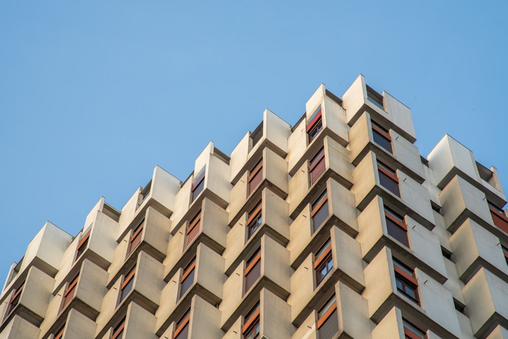 brown and white concrete building