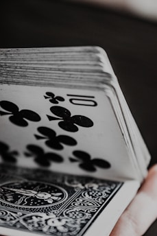 8 of clubs playing card