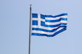 flag of us a on pole