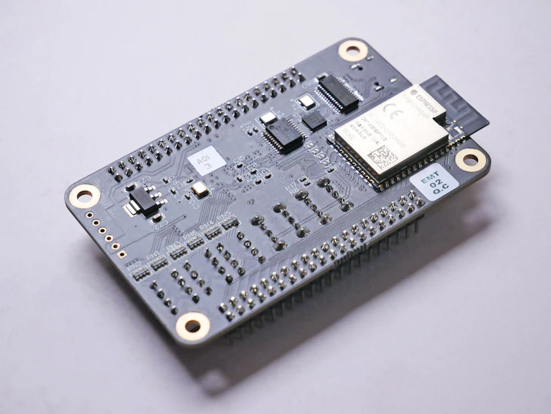 ESP32 microcontroller board