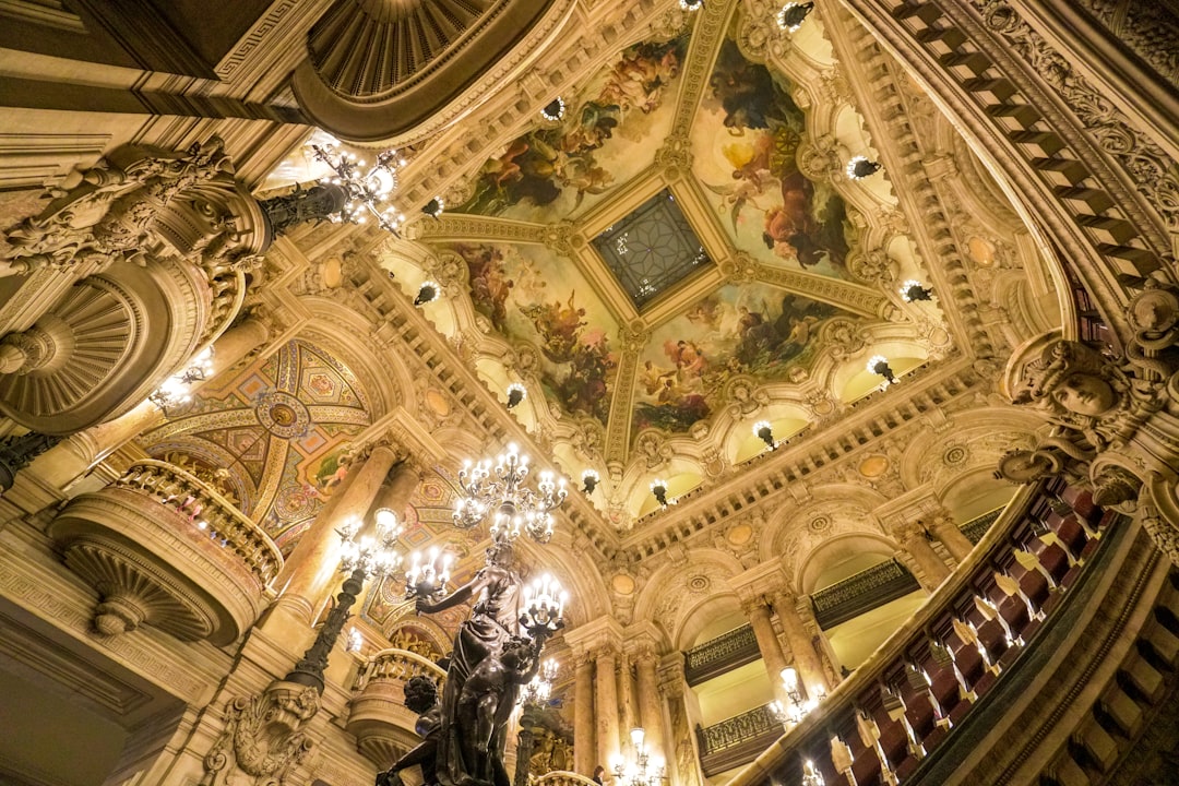 gold and white ceiling with gold and white ceiling