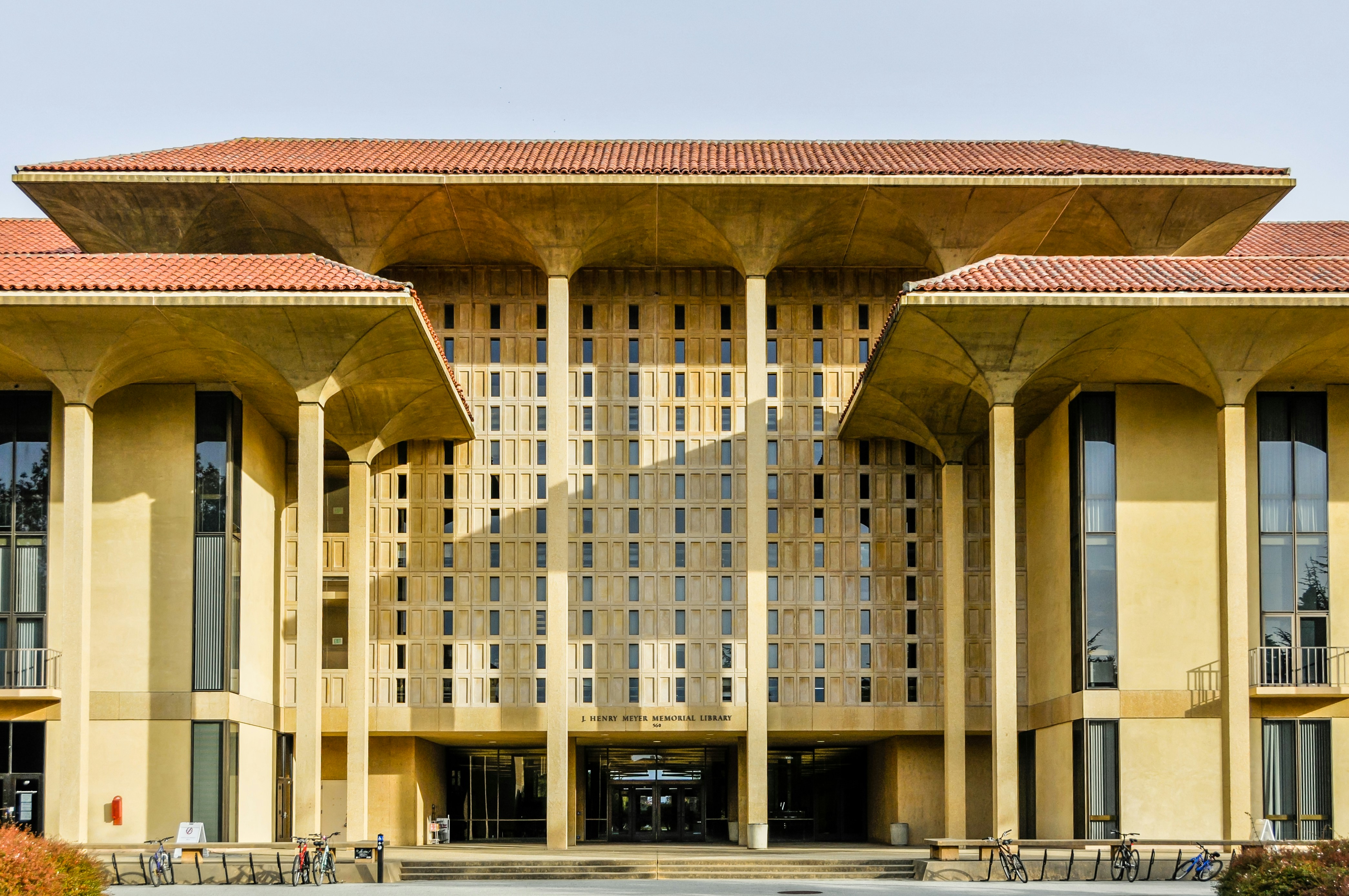 UNCHECKED VIOLENCE: SAPS, SANDF scope gang hotspots as Cape Flats records 23 murders in 11 days