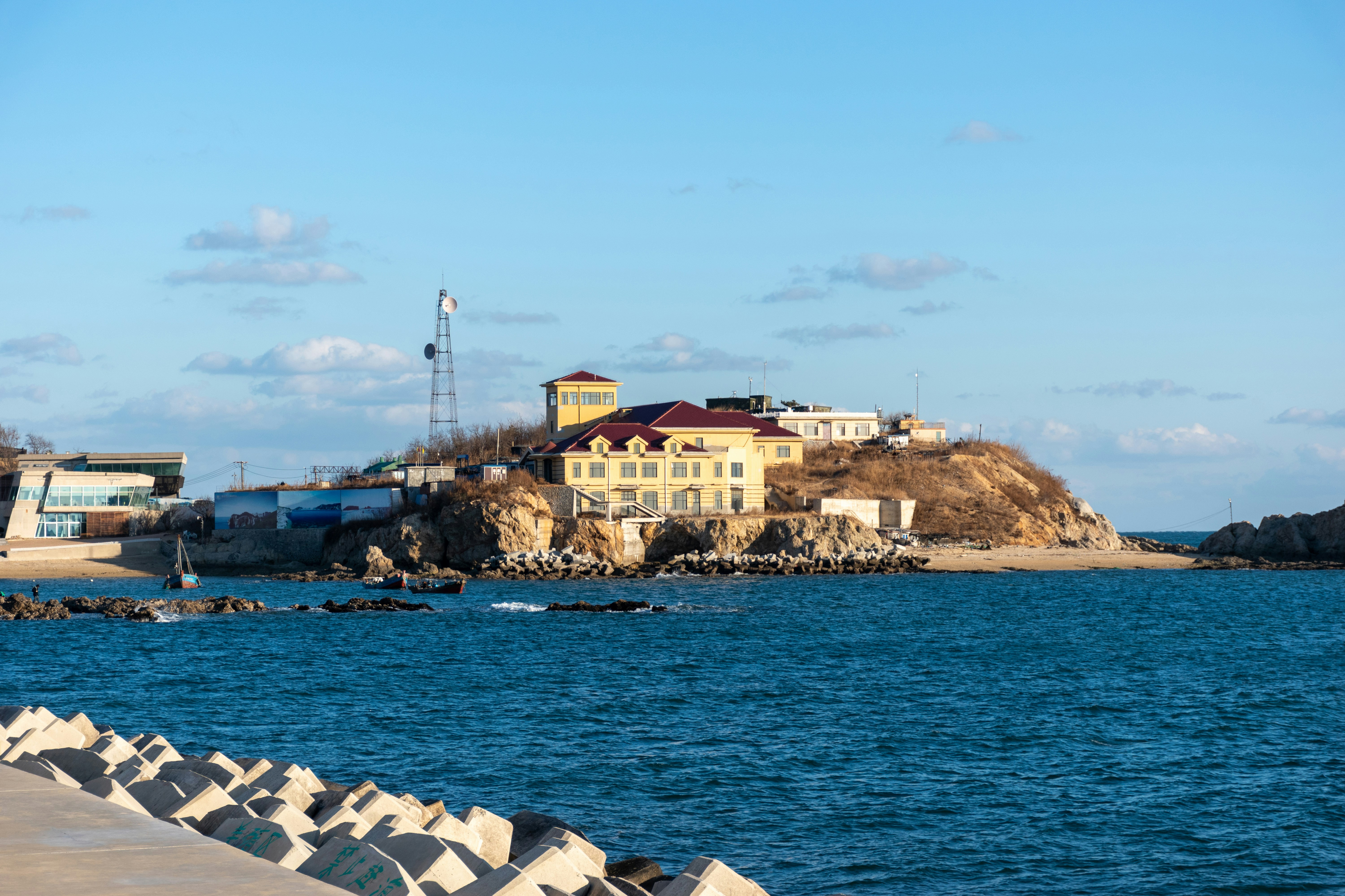 Photo by inincurtain