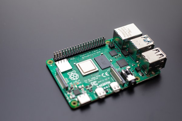 Raspberry Pi 5 8GB Starter Kit