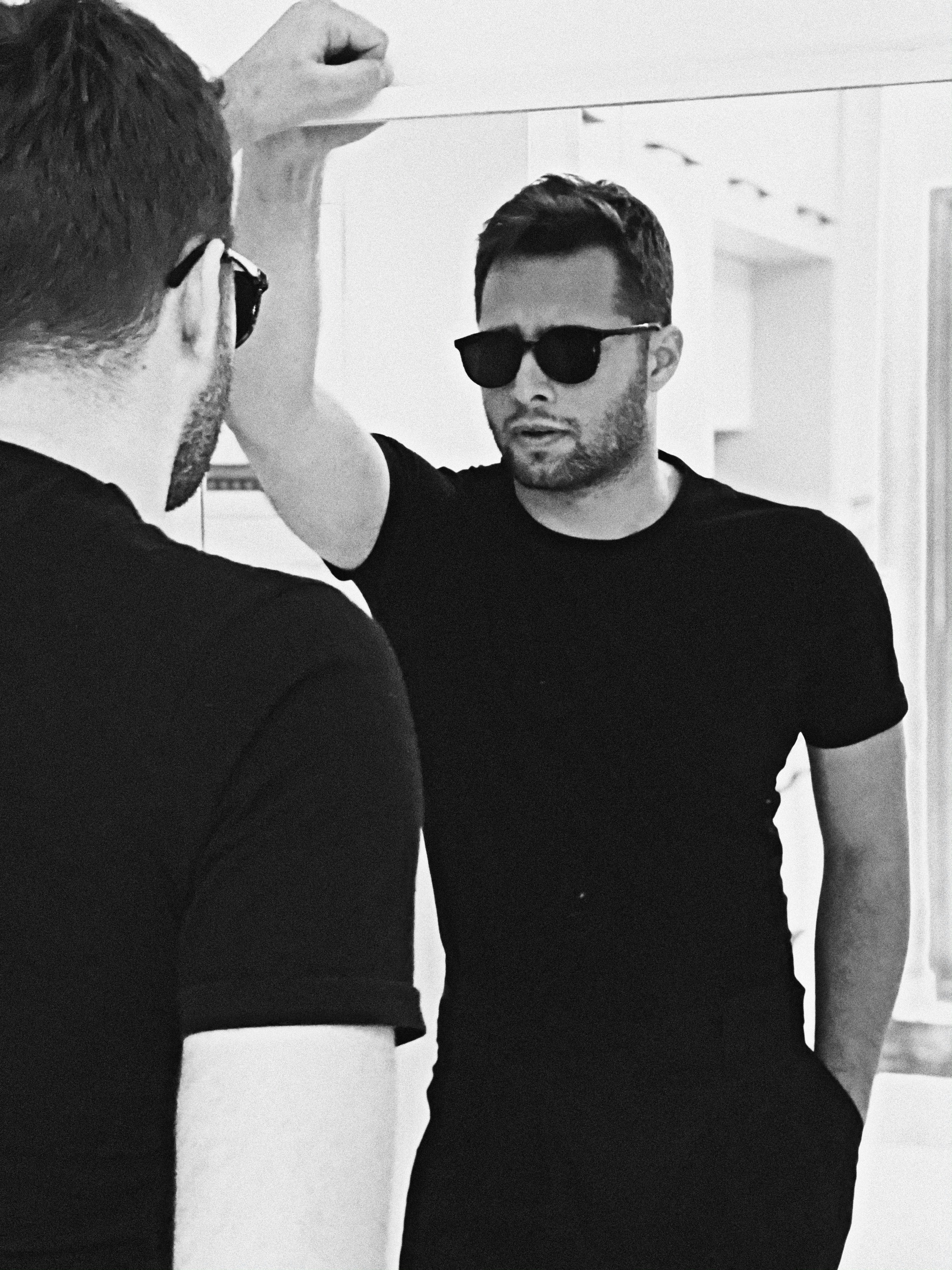 Photo by behrouzsasani