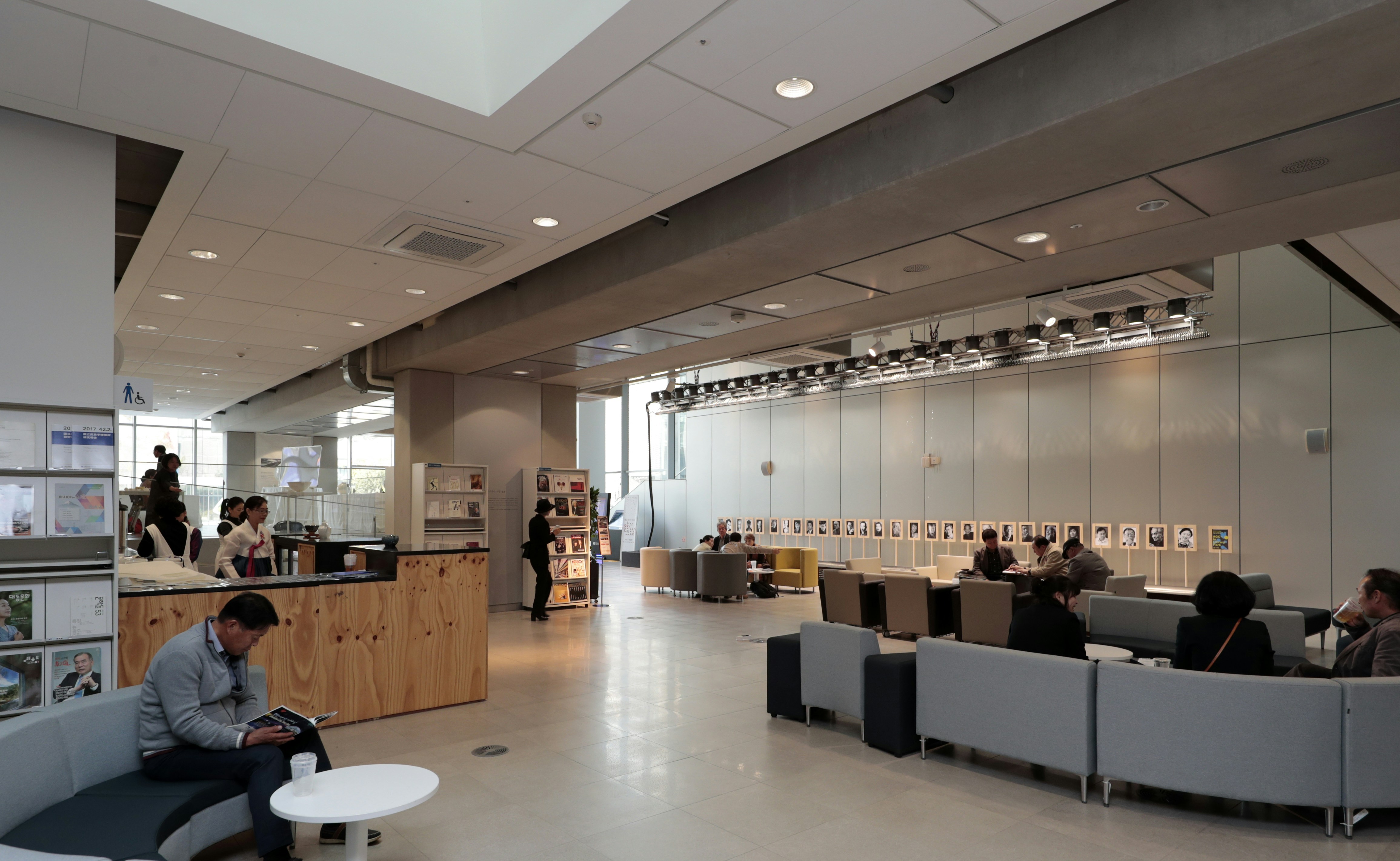 Photo by asiaculturecenter