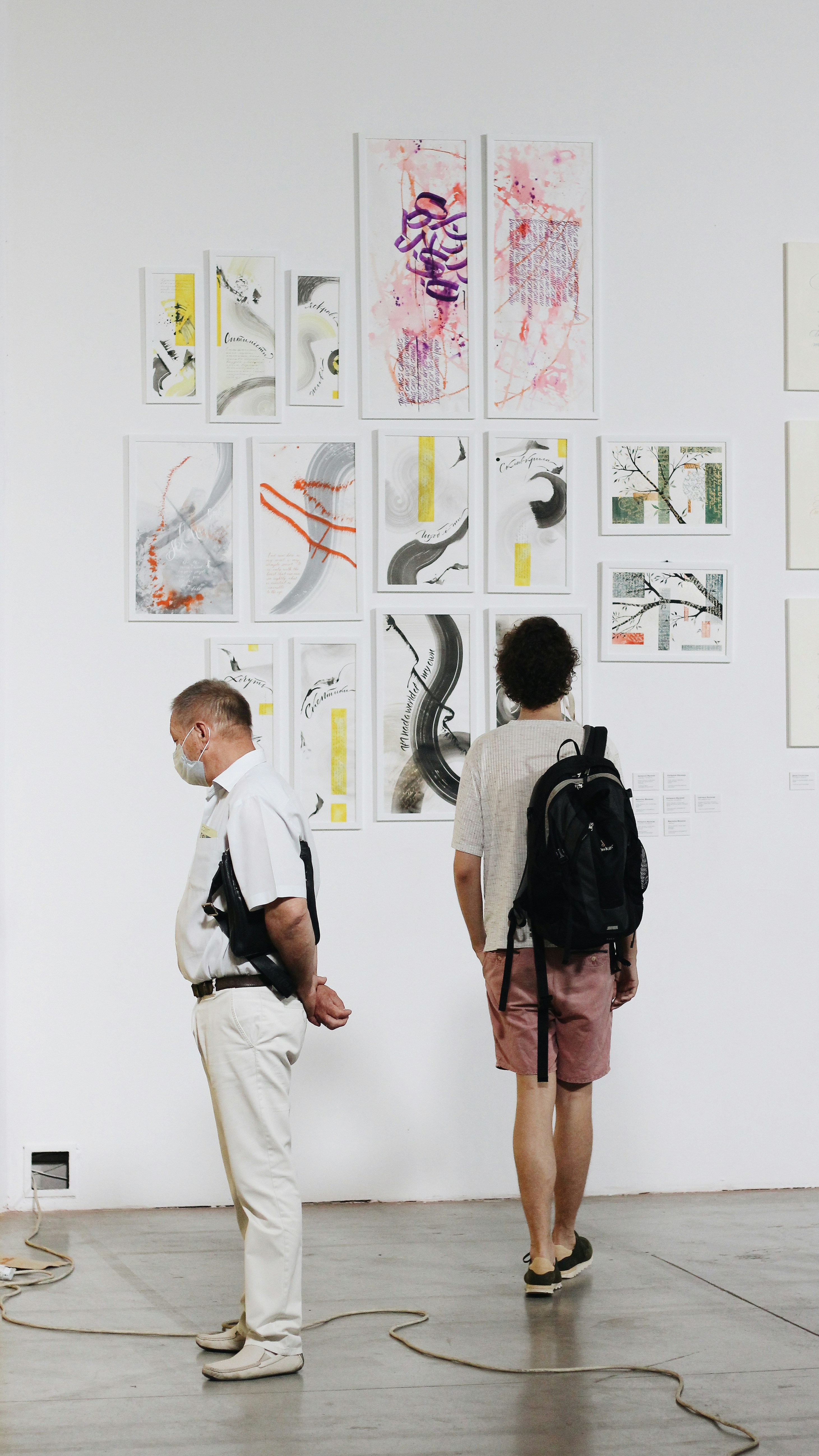 art gallery wallpaper, wallpaper, Museum Outfits: What to Wear to Art Galleries 4