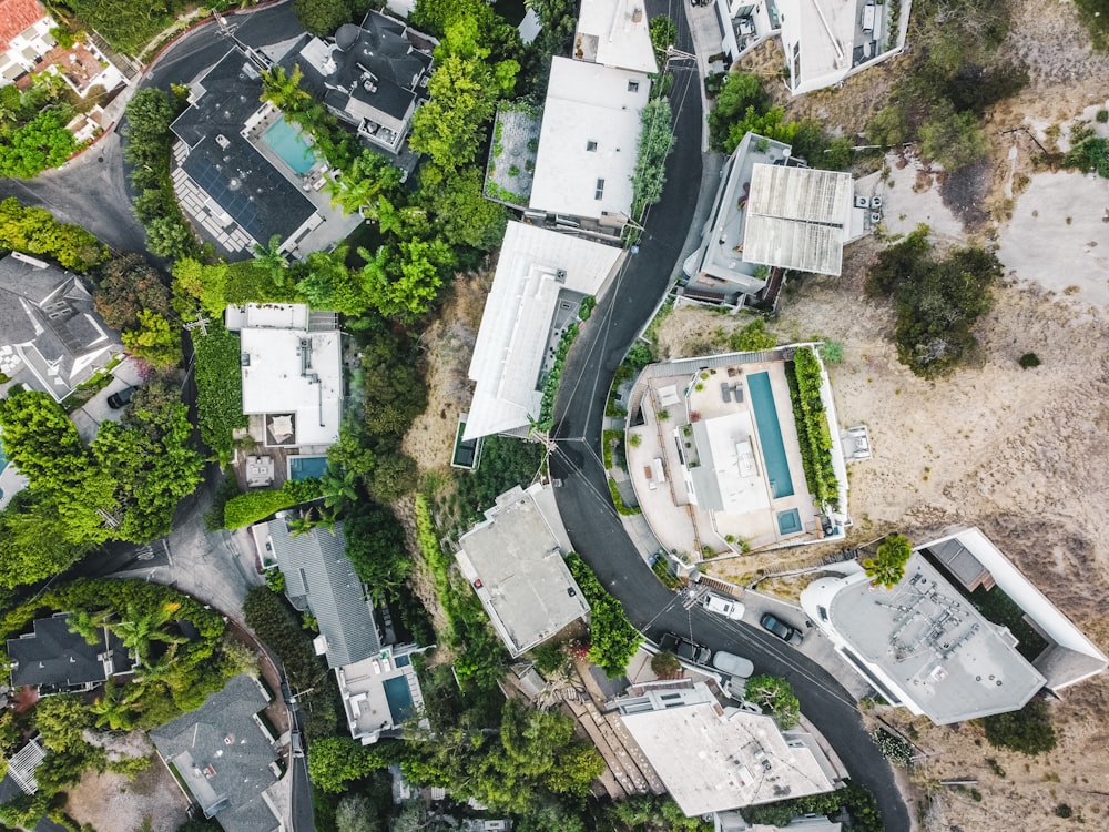 a bird's eye view of a residential neighborhood