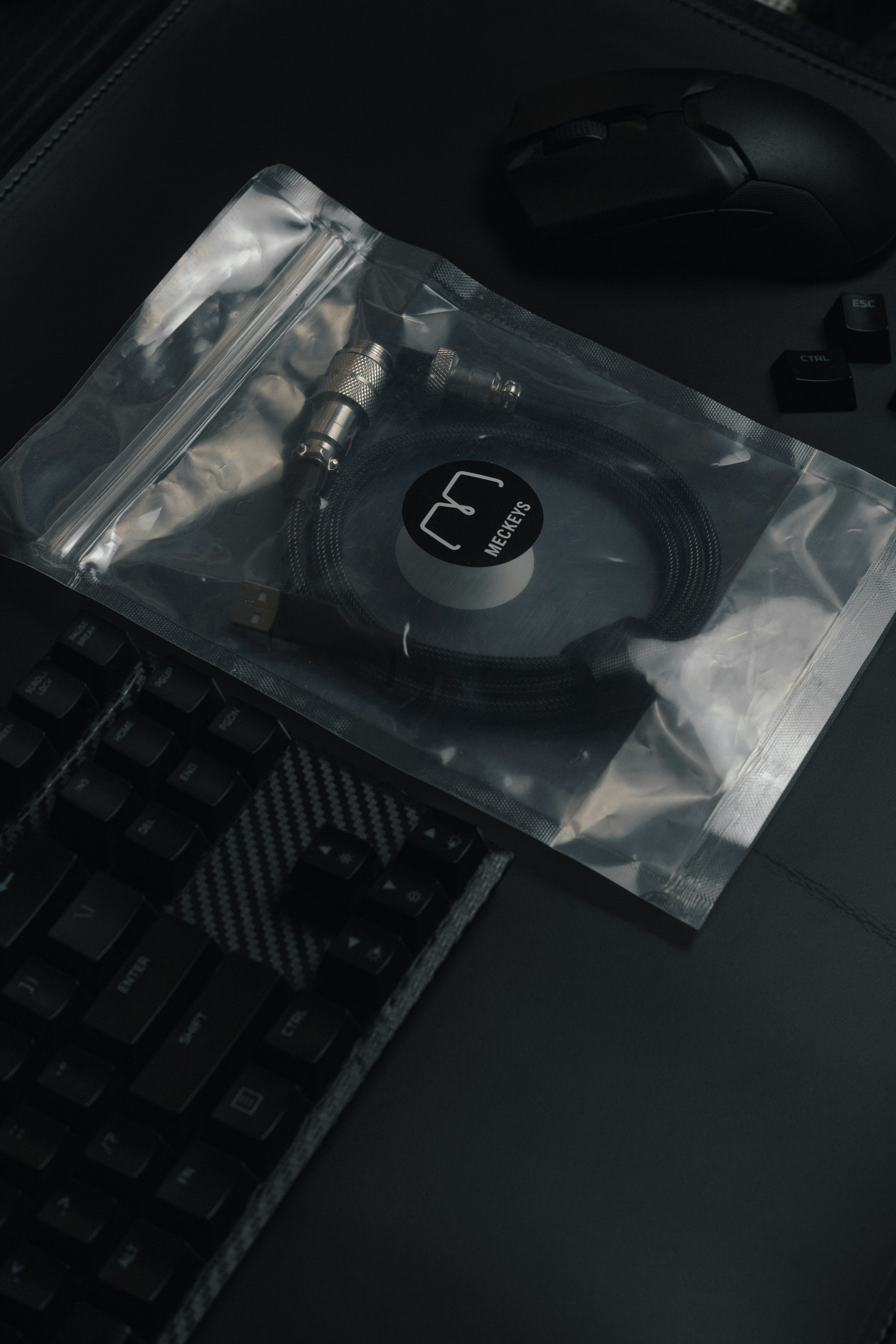 gaming setup dark, wallpaper, VPN Service Crashing for Gaming? Troubleshooting Tips 5