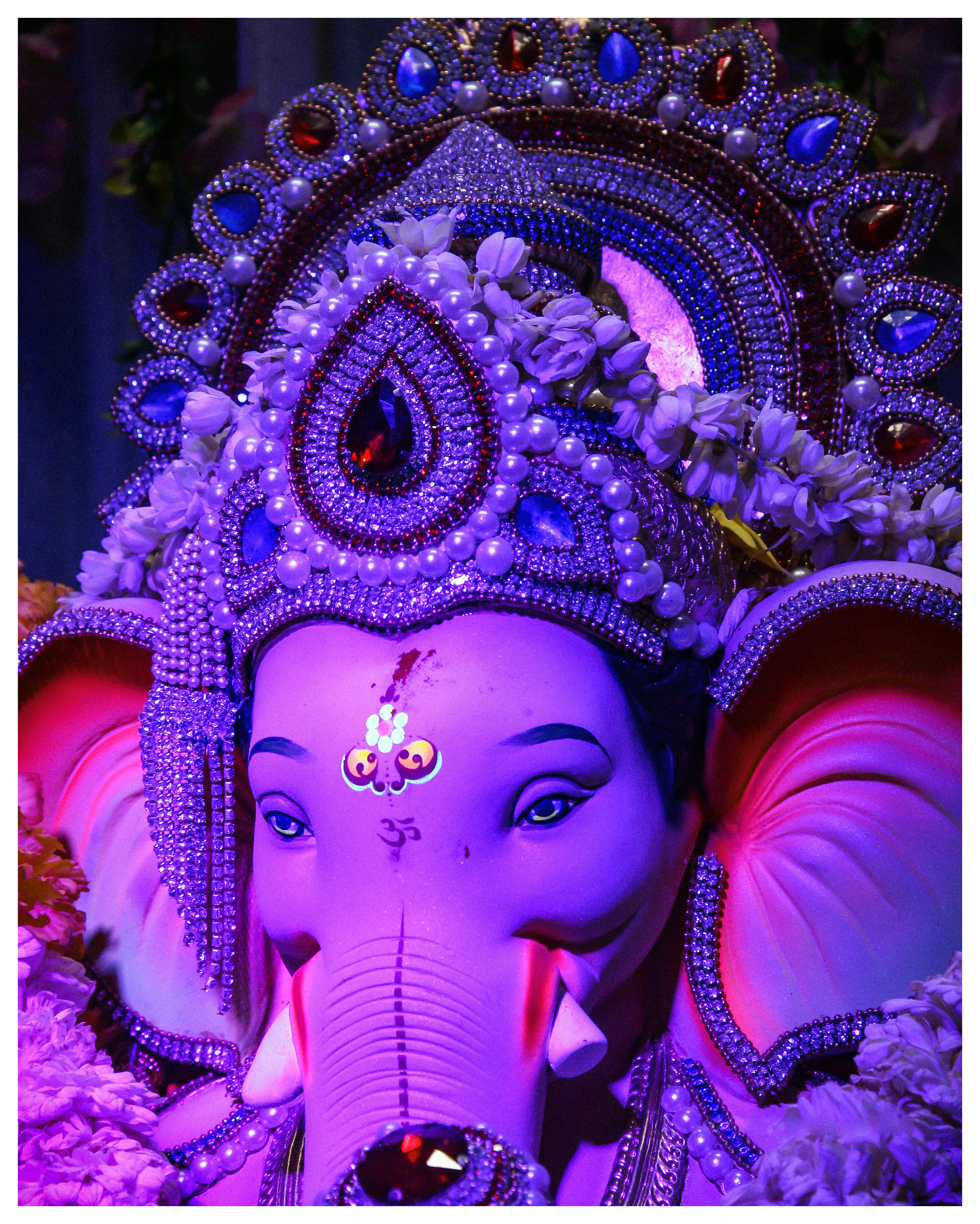 A close up of a statue of an elephant photo – Free Mumbai Image on ...