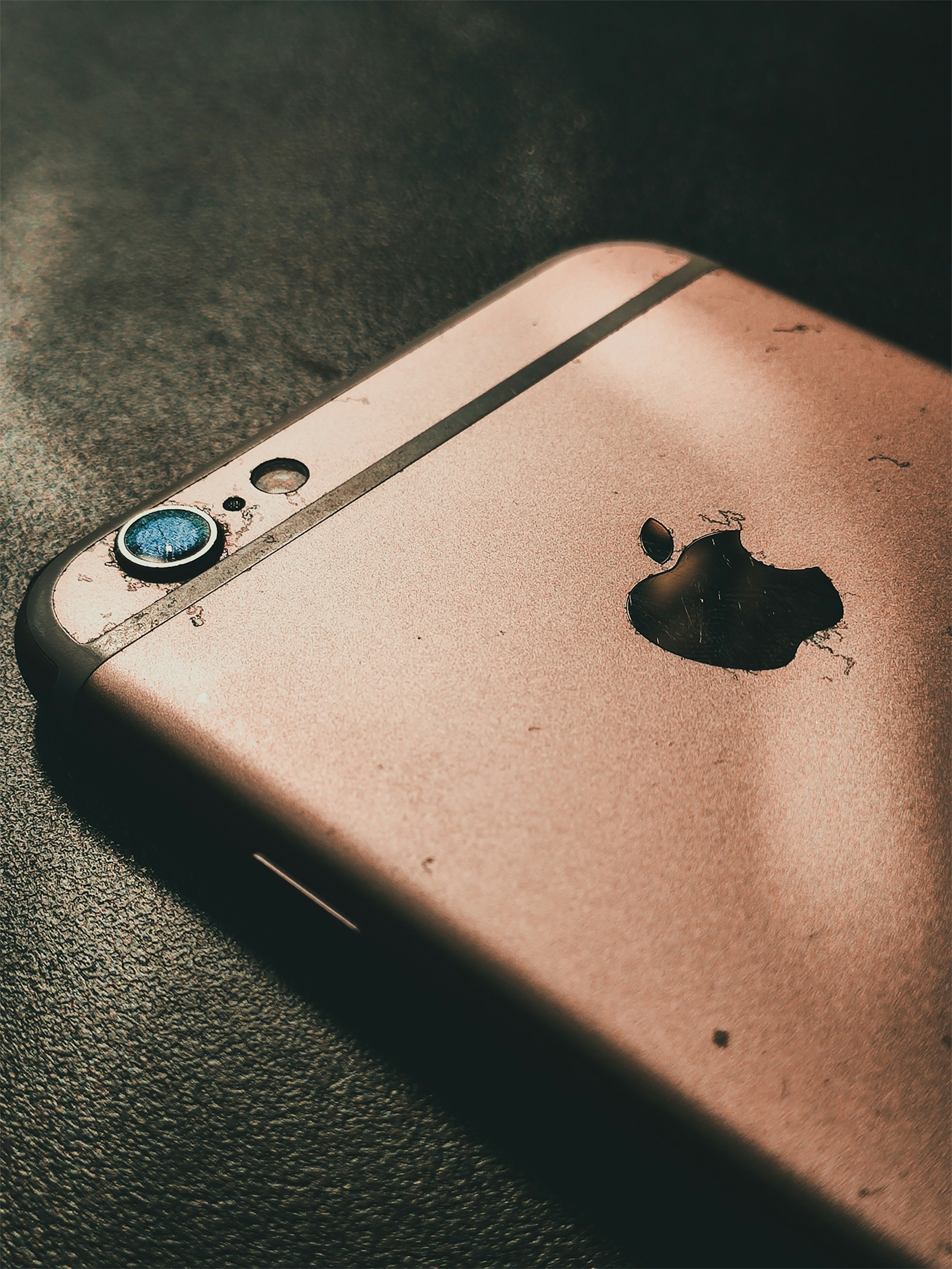 Beginner’s Guide: How to Replace Your iPhone 14 Pro Camera Lens