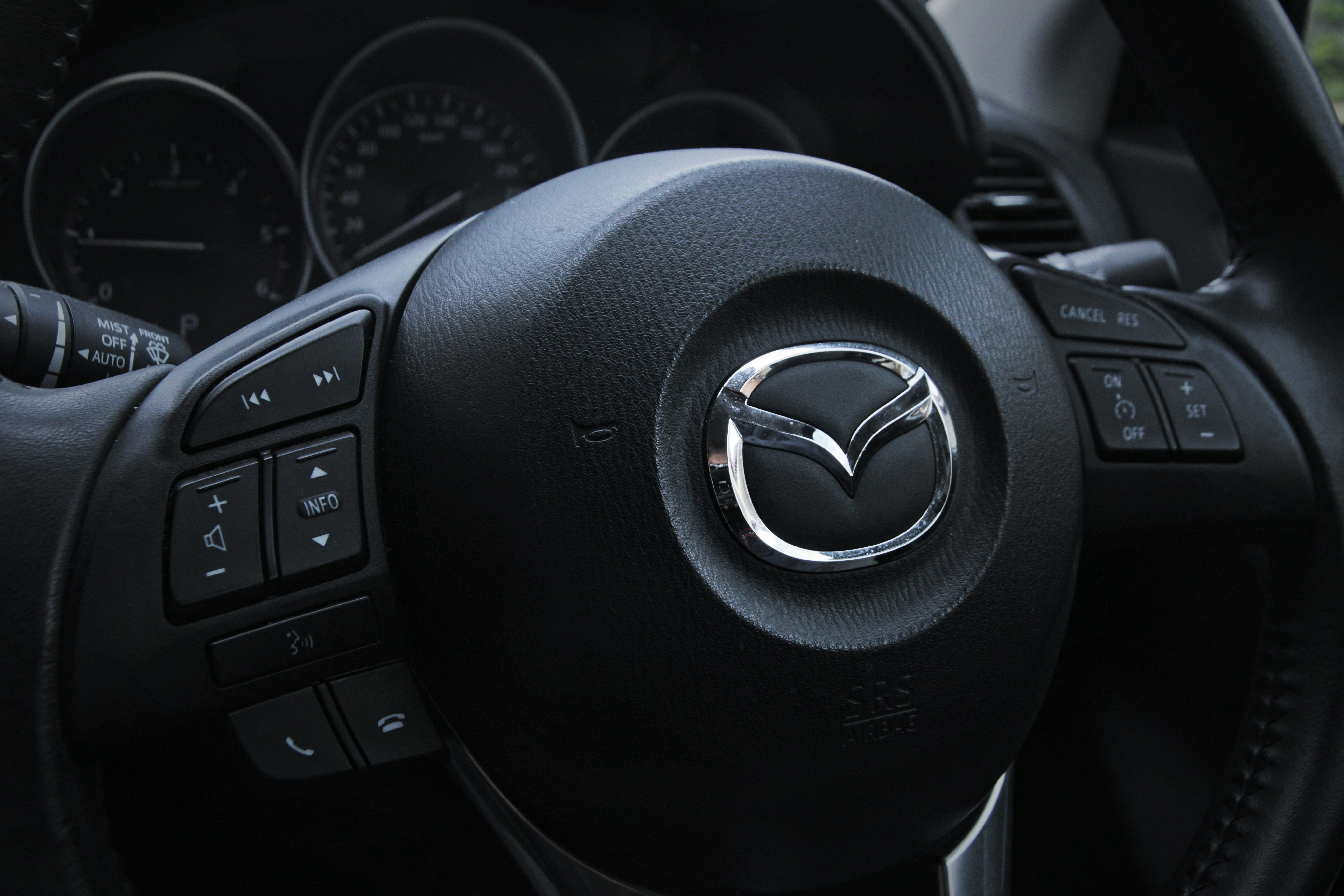 Car dashboard steering wheel