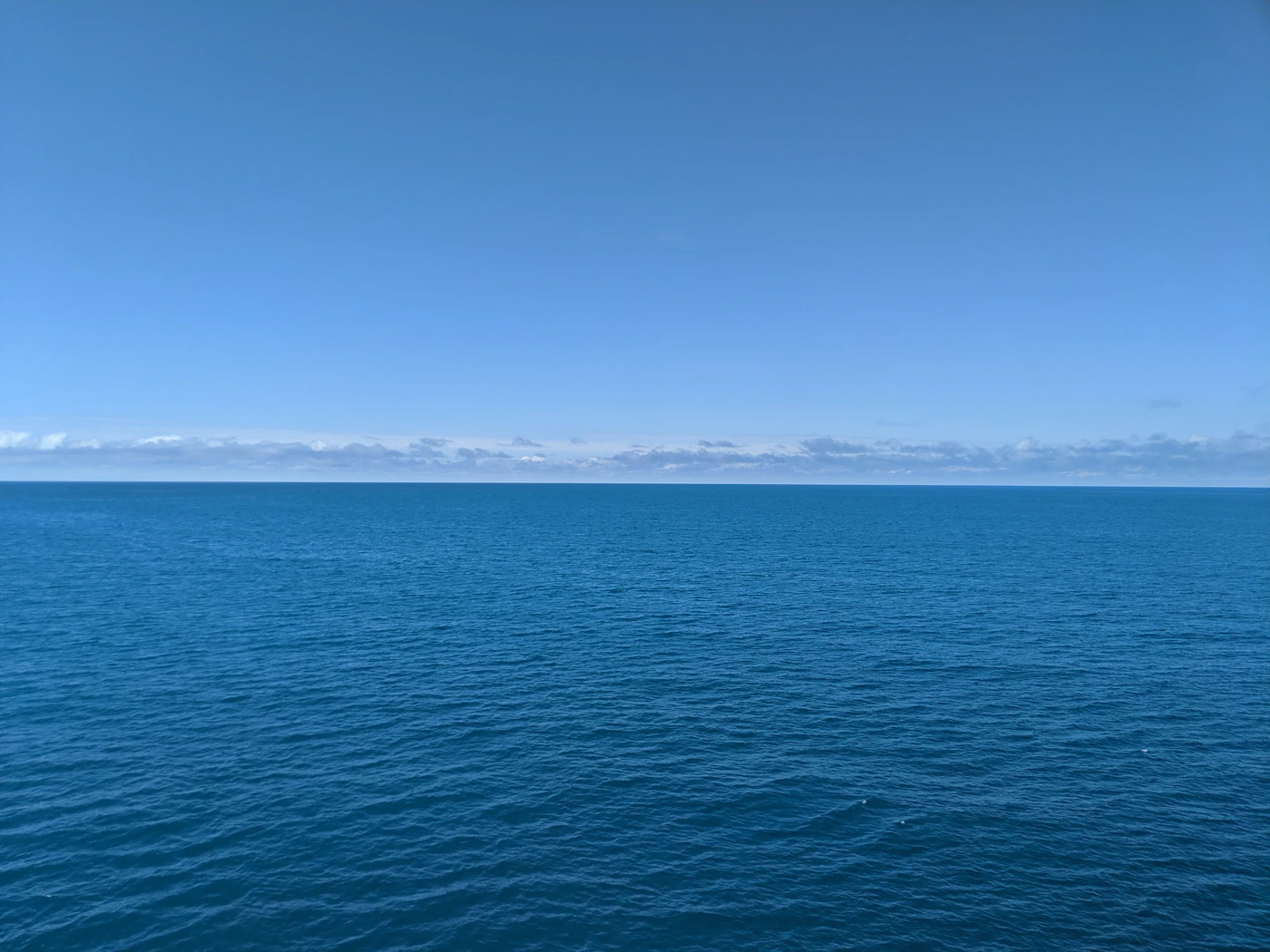 Ocean water surface symbolizing the passage of time and the urgency of filing a Jones Act claim within the three-year deadline