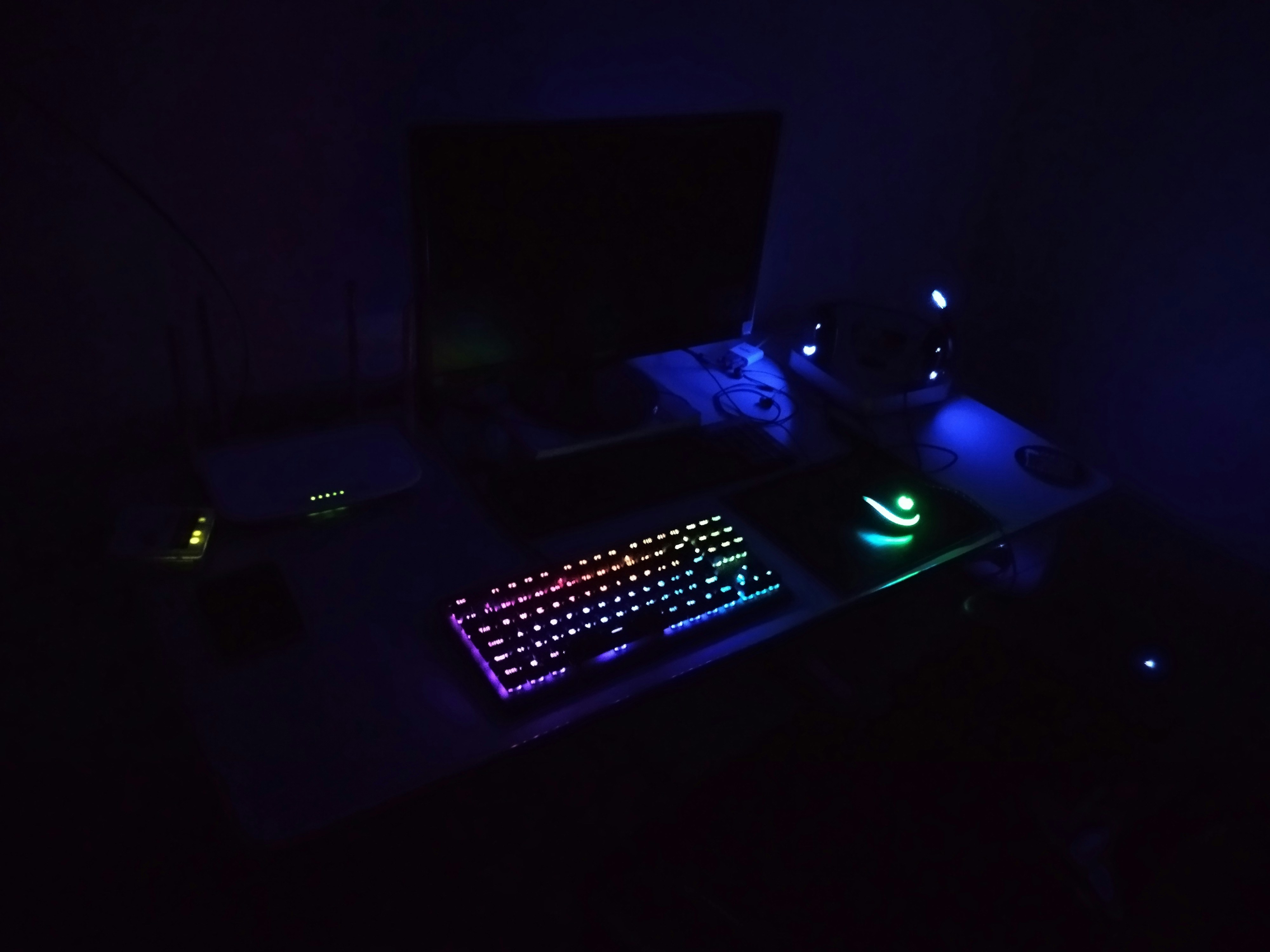 Dark workspace setup