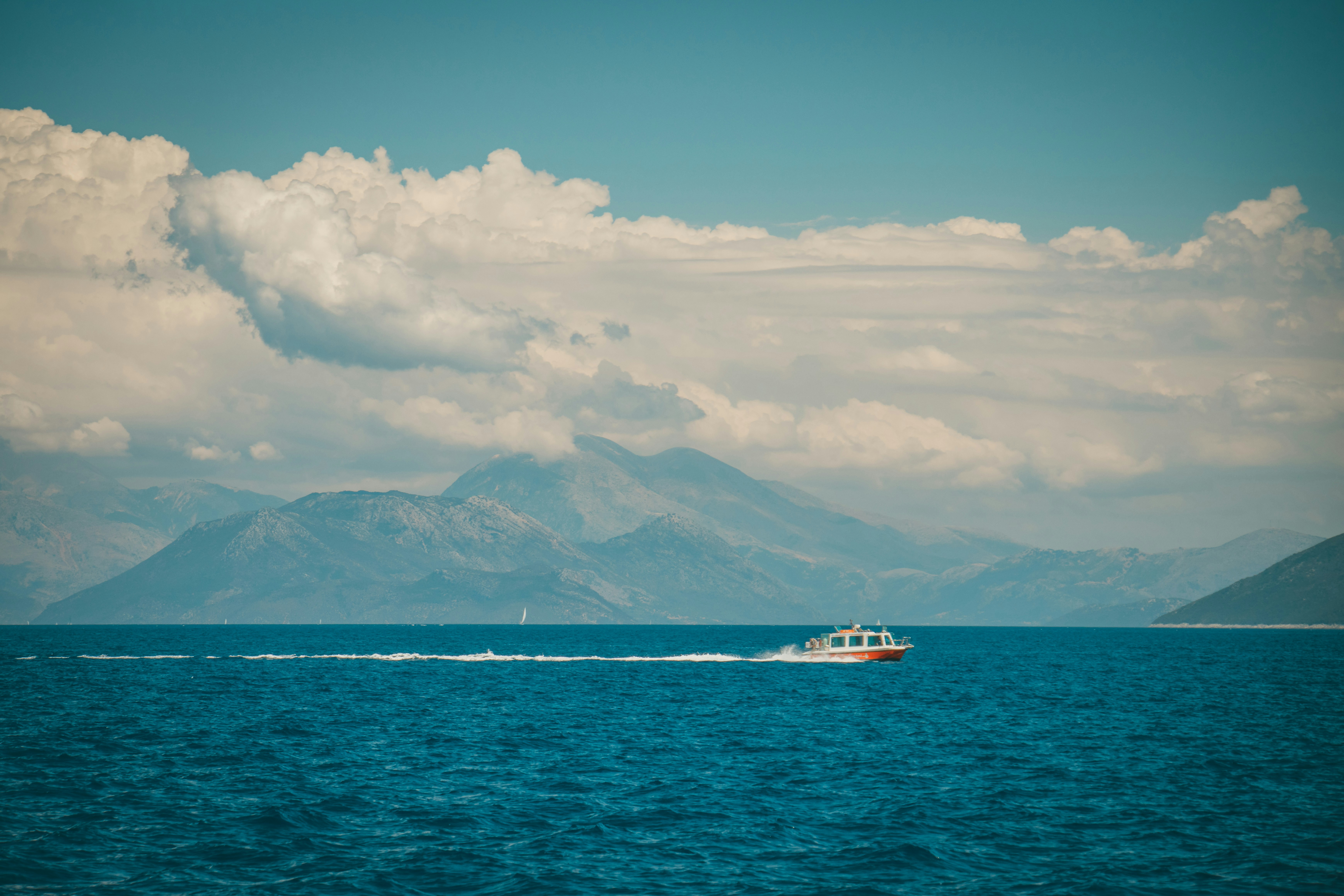 Photo by raimondklavins