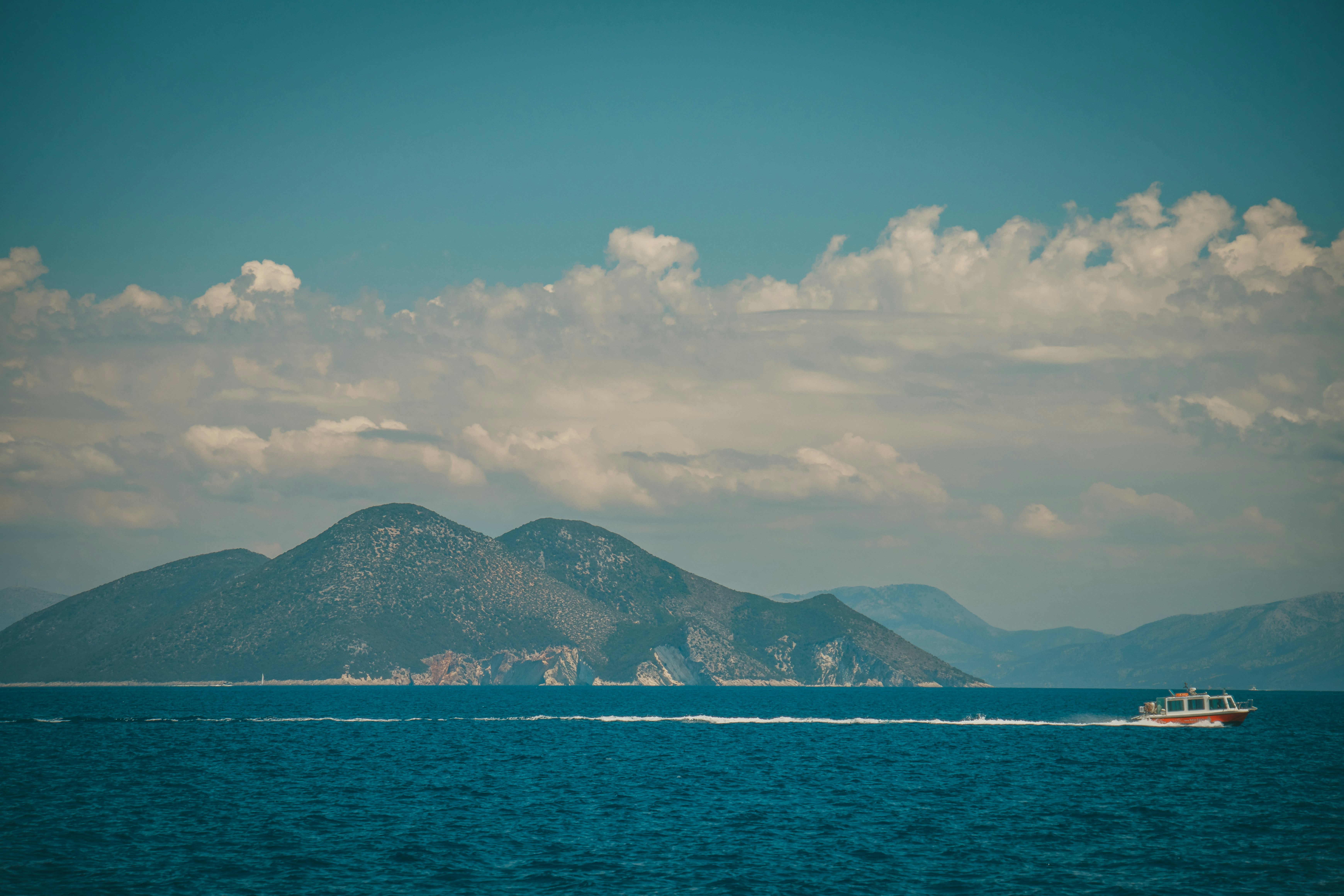 Photo by raimondklavins