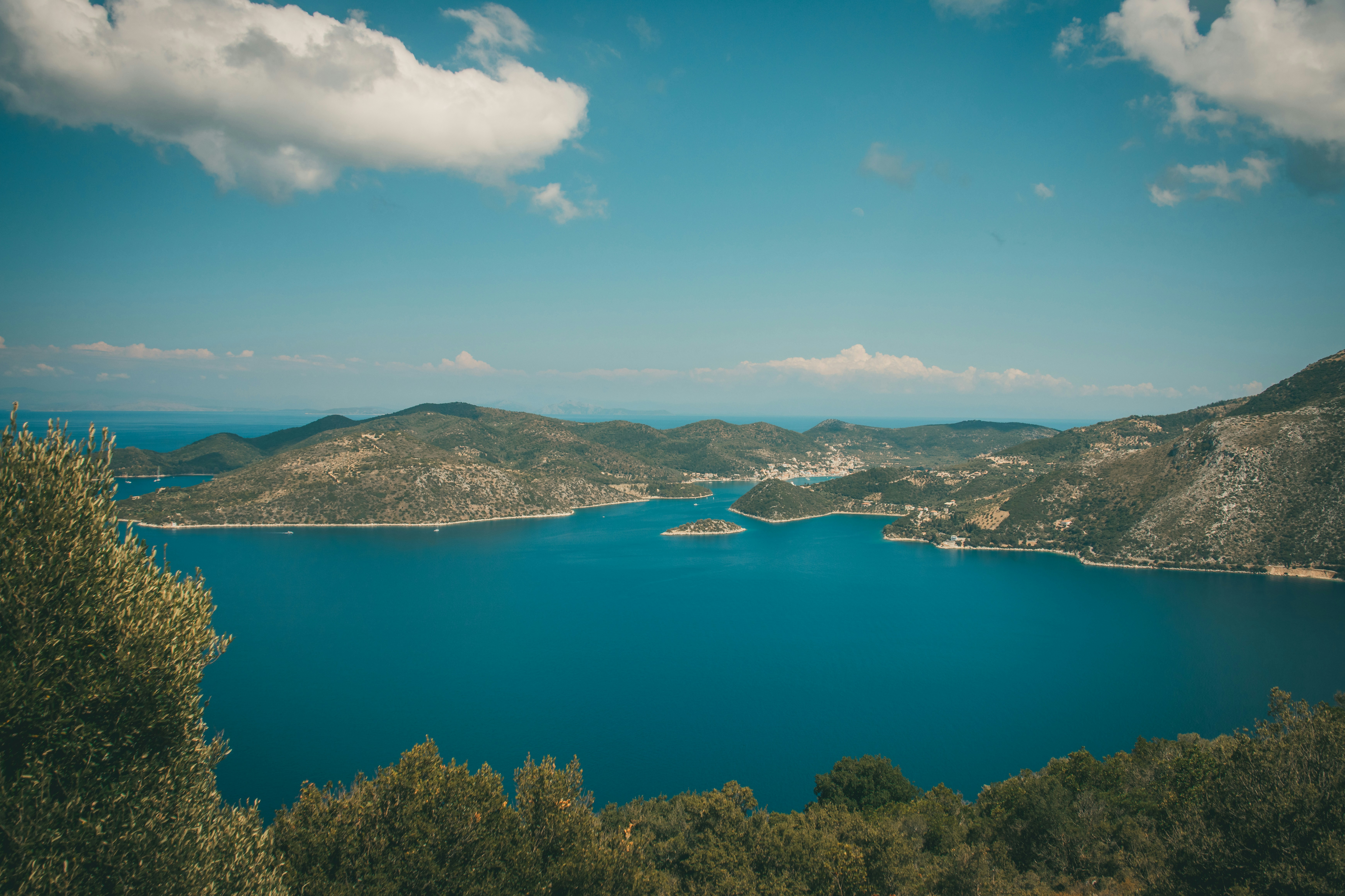 Photo by raimondklavins