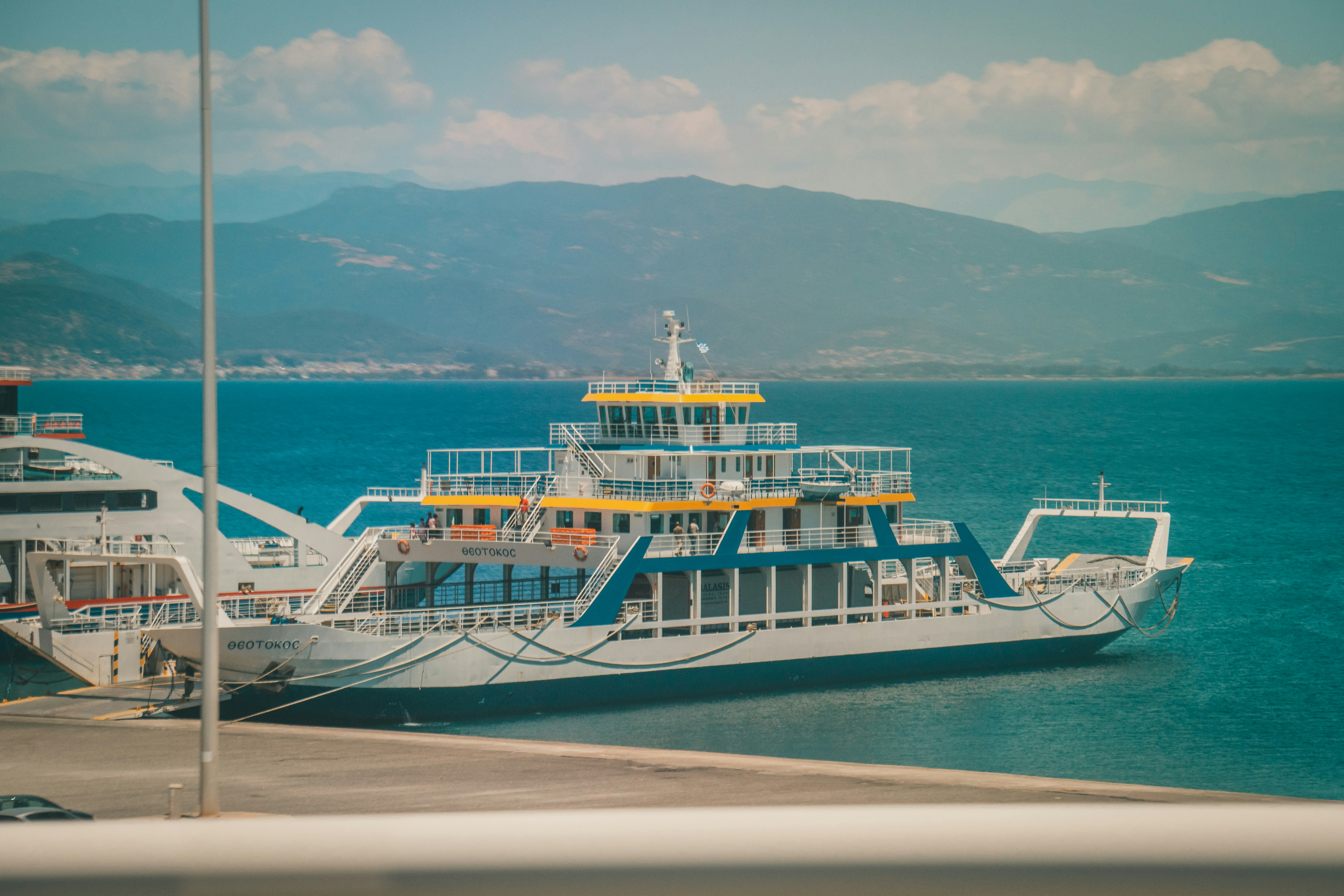 Photo by raimondklavins