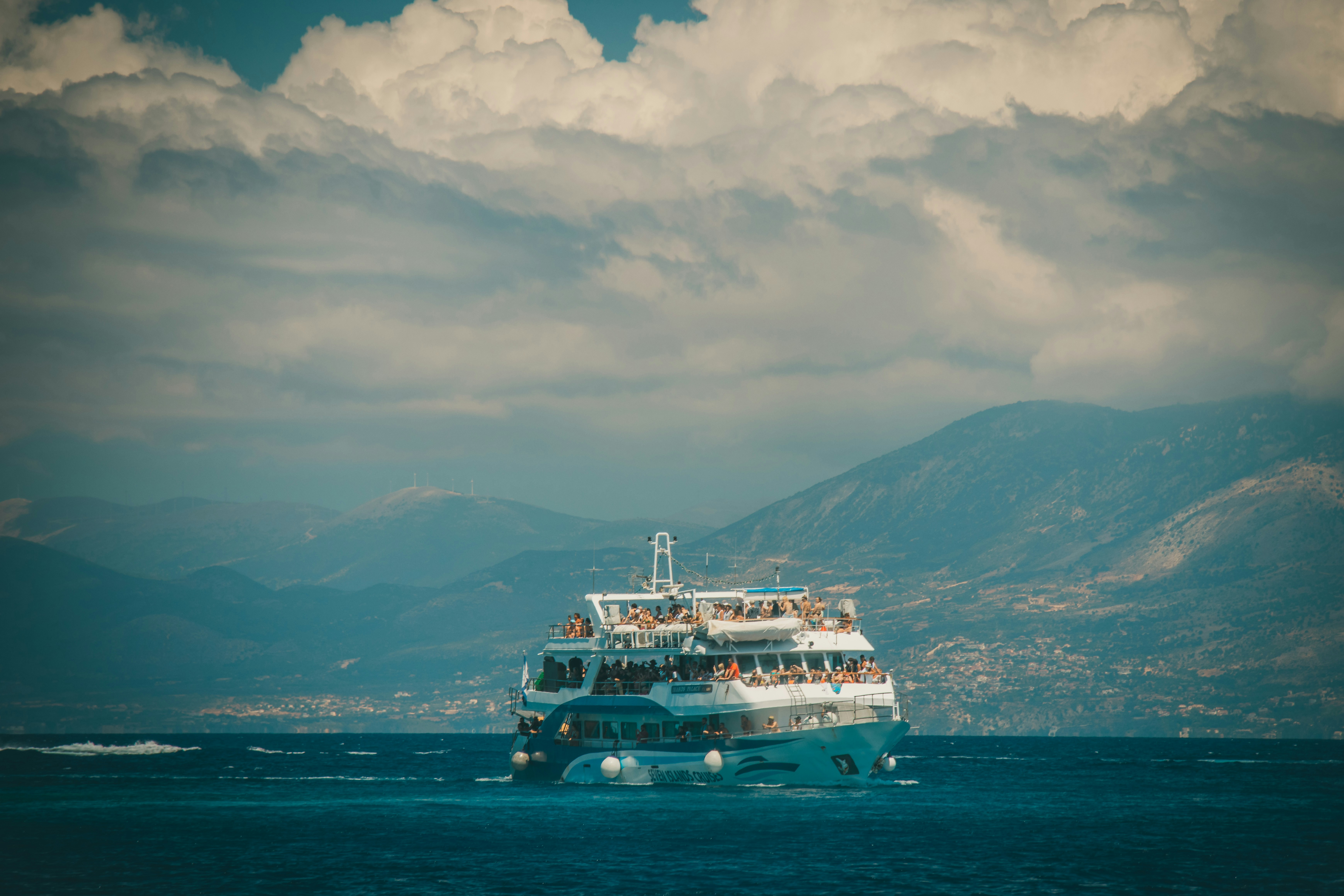 Photo by raimondklavins