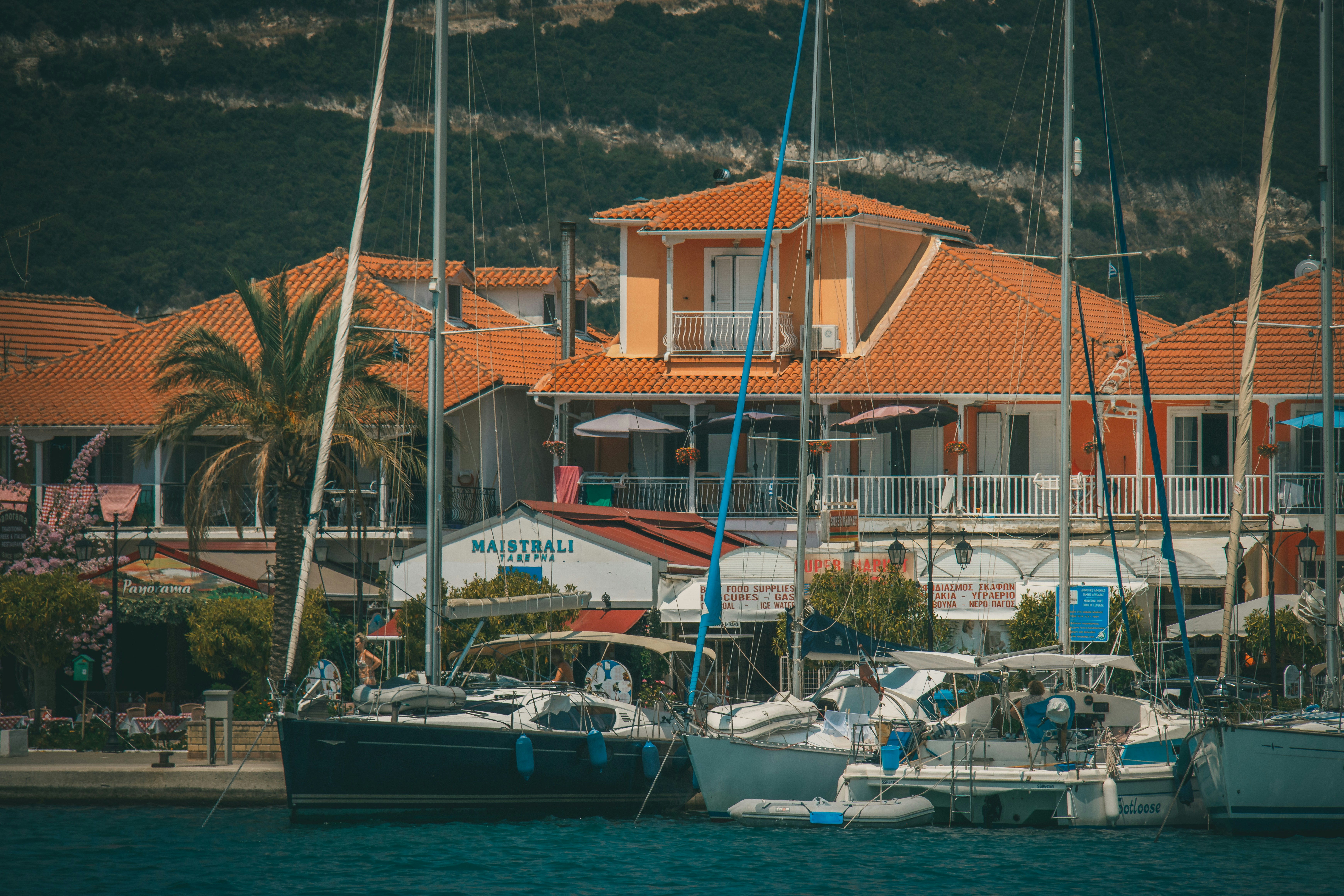 Photo by raimondklavins