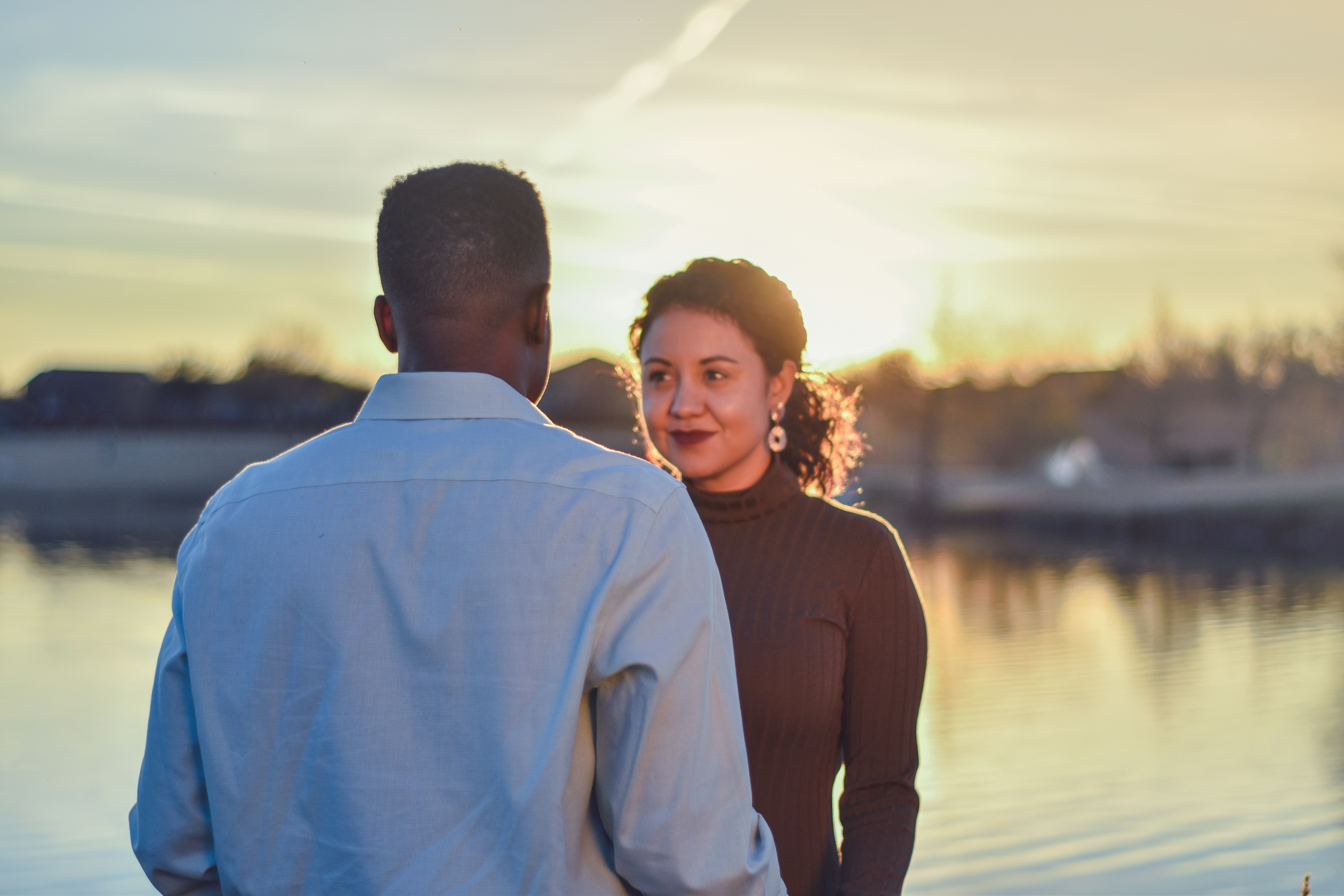 photo-1632012712493-edf6565dbd8a?ixid=M3wxMjA3fDB8MXxzZWFyY2h8MTB8fGV4cGVydCUyMG9ubGluZSUyMGRhdGluZyUyMHNlcnZpY2UlMjBmb3IlMjBtZWFuaW5nZnVsJTIwY29ubmVjdGlvbnN8ZW58MHx8fHwxNzUyMDUzODE4fDA\u0026ixlib=rb-4.1.0