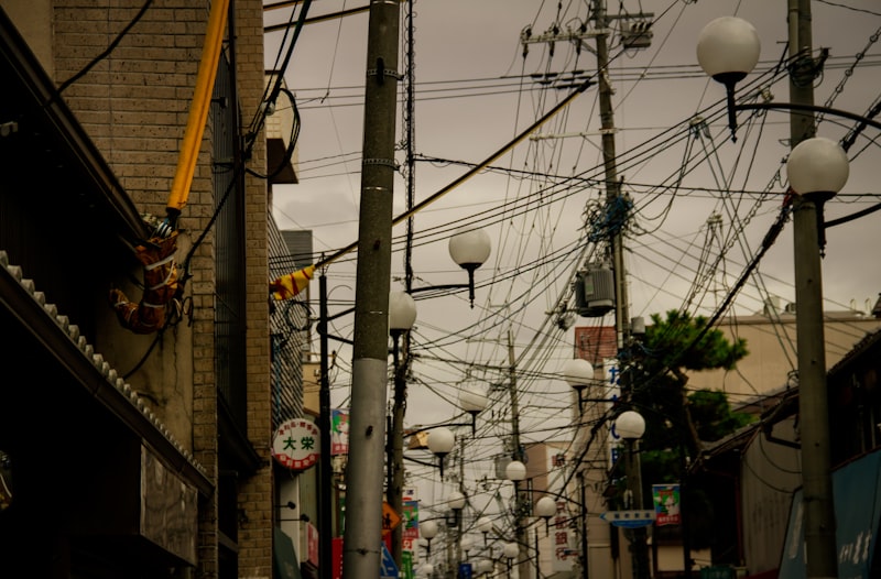 Postes de distribuição de energia