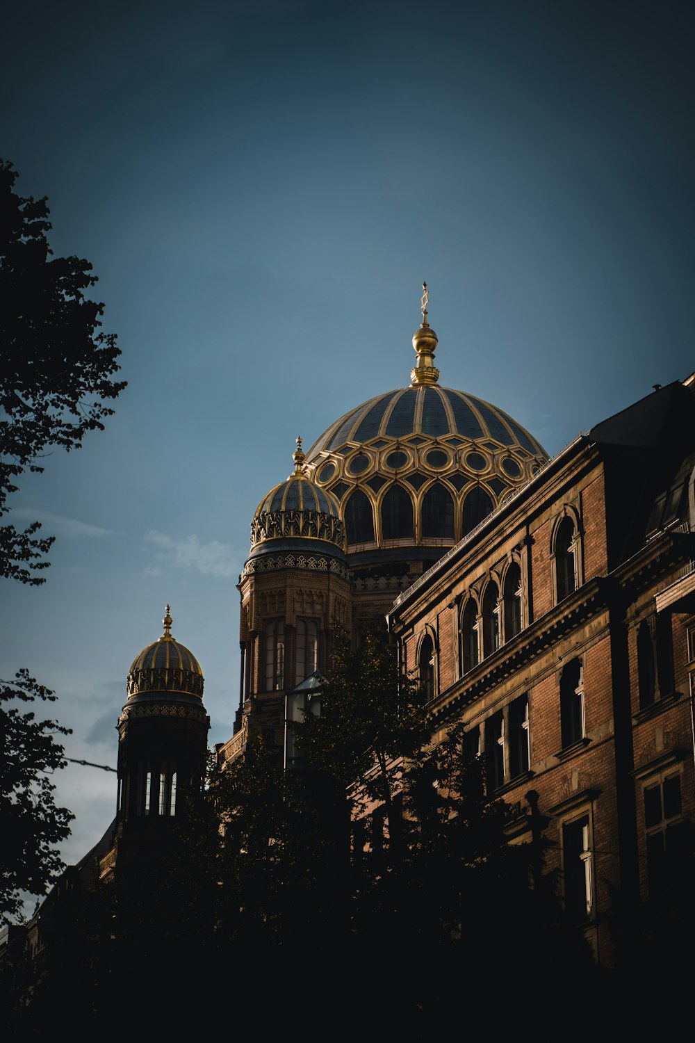 a large building with a dome on top of it