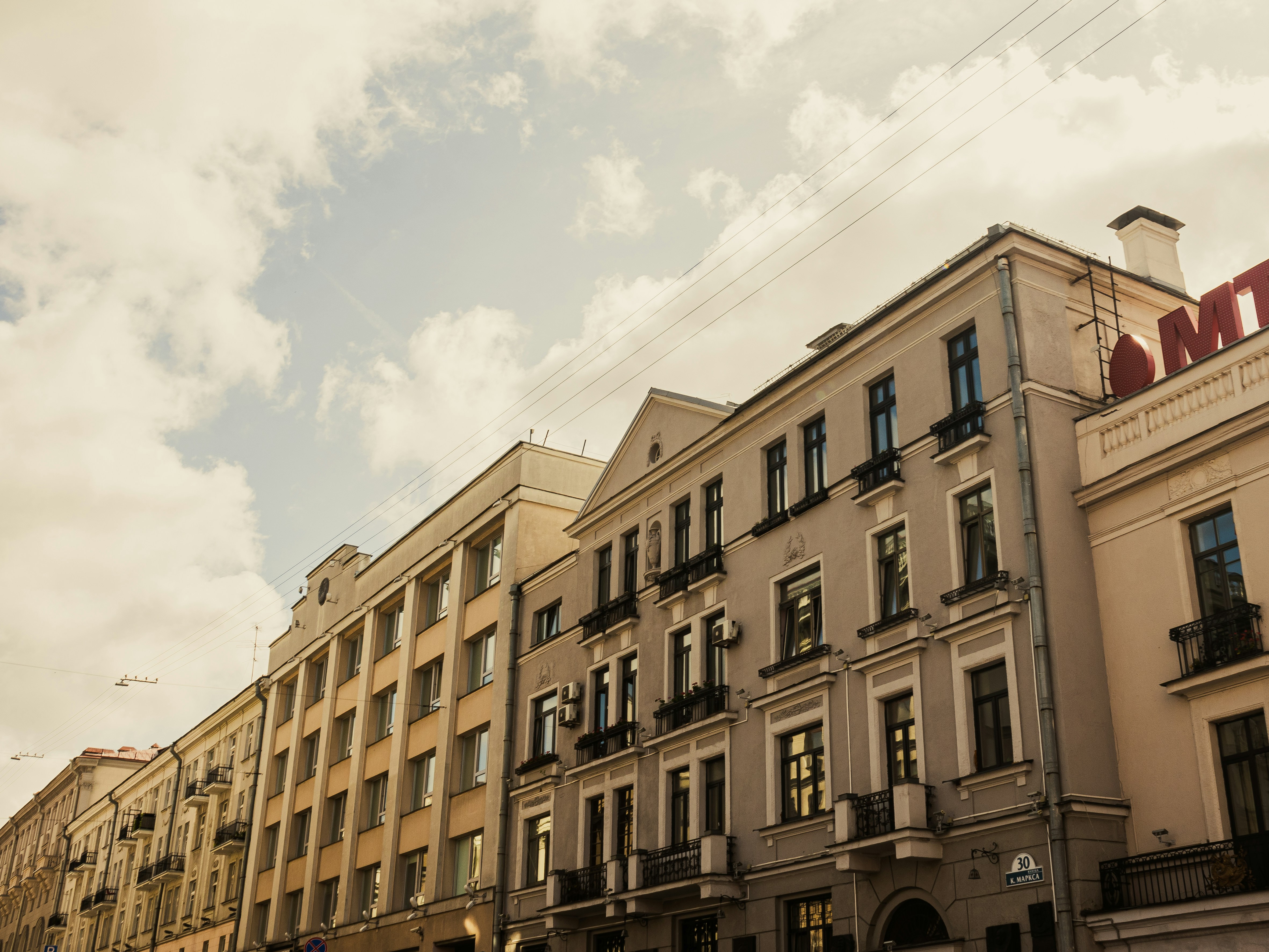 Photo by obscurespace