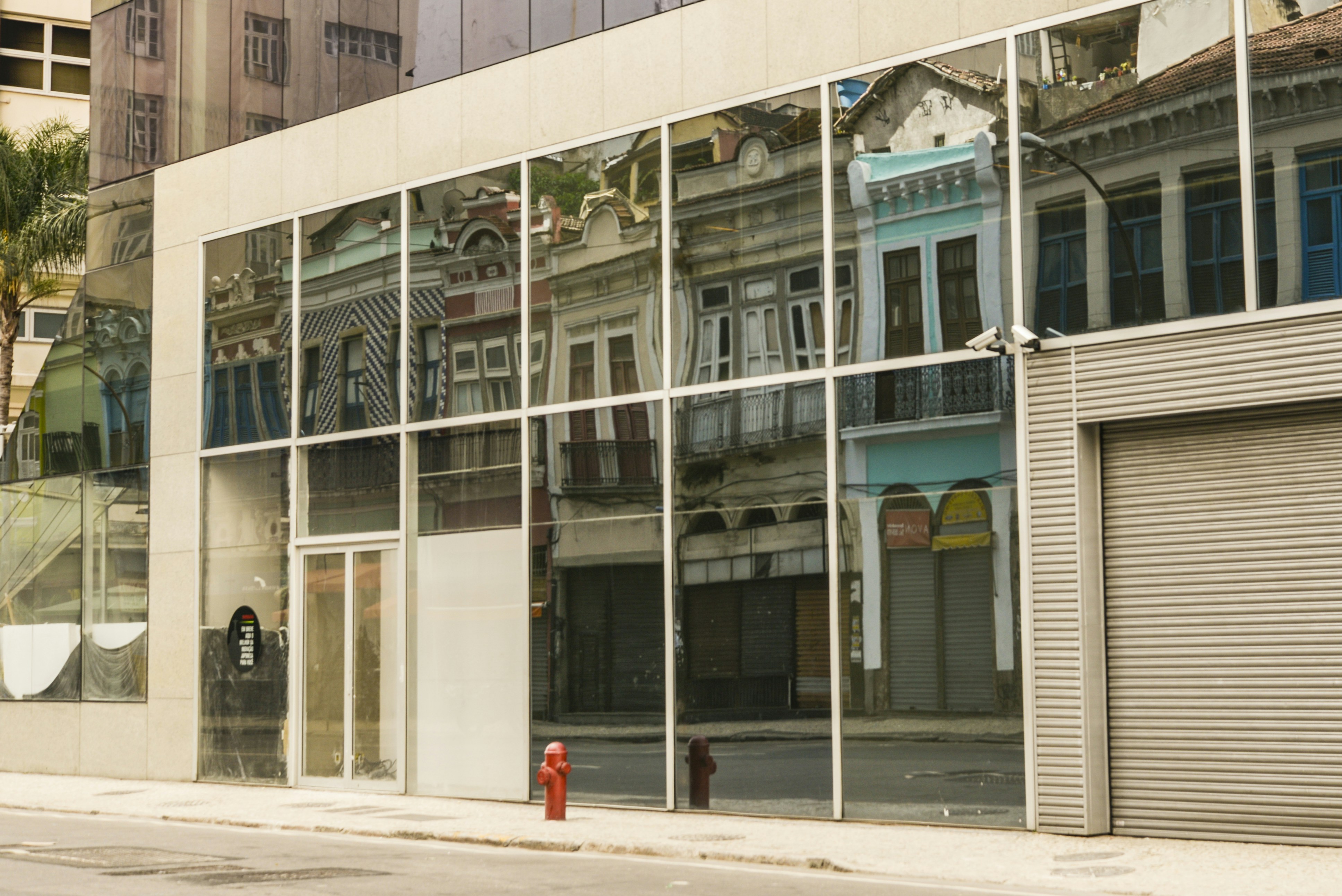 Commercial glazing storefront