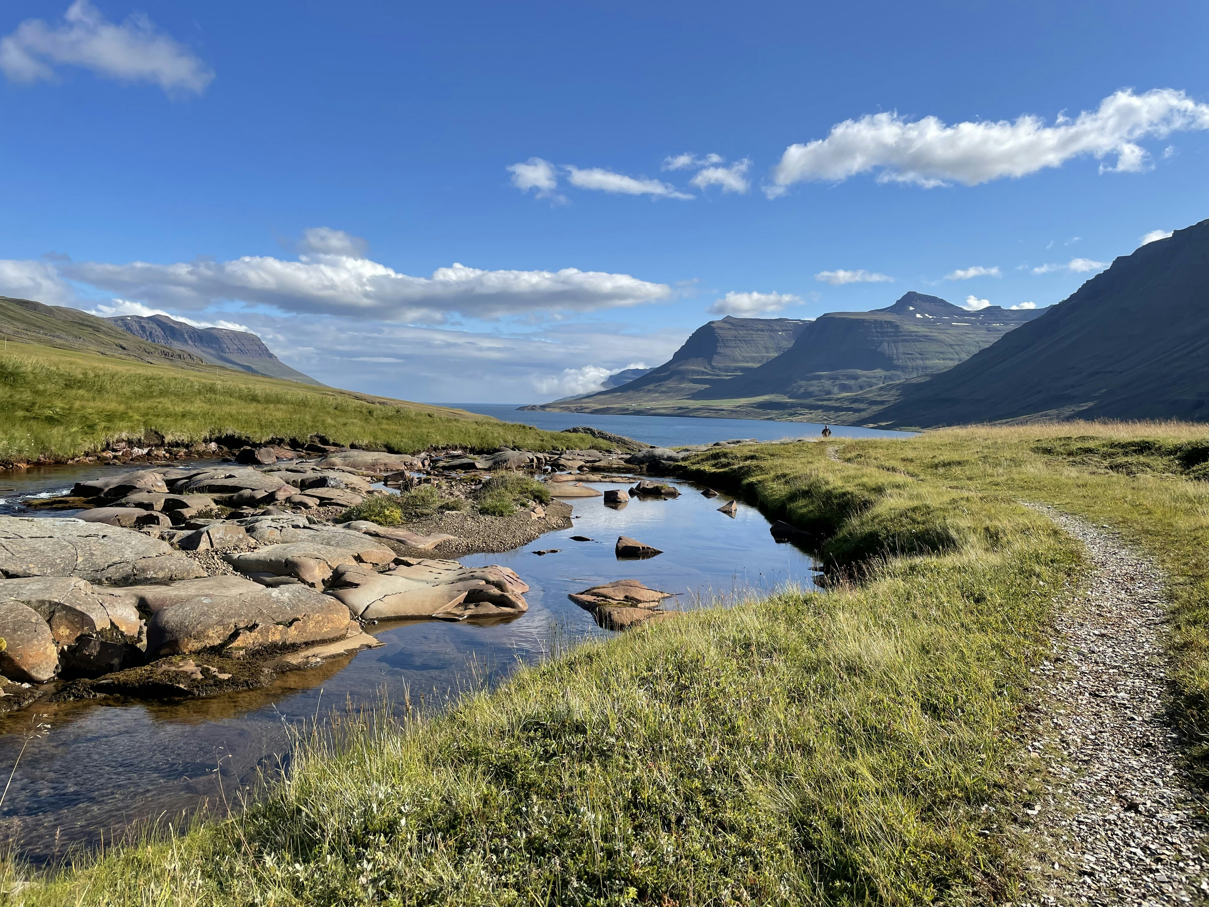 Photo by vastnothing