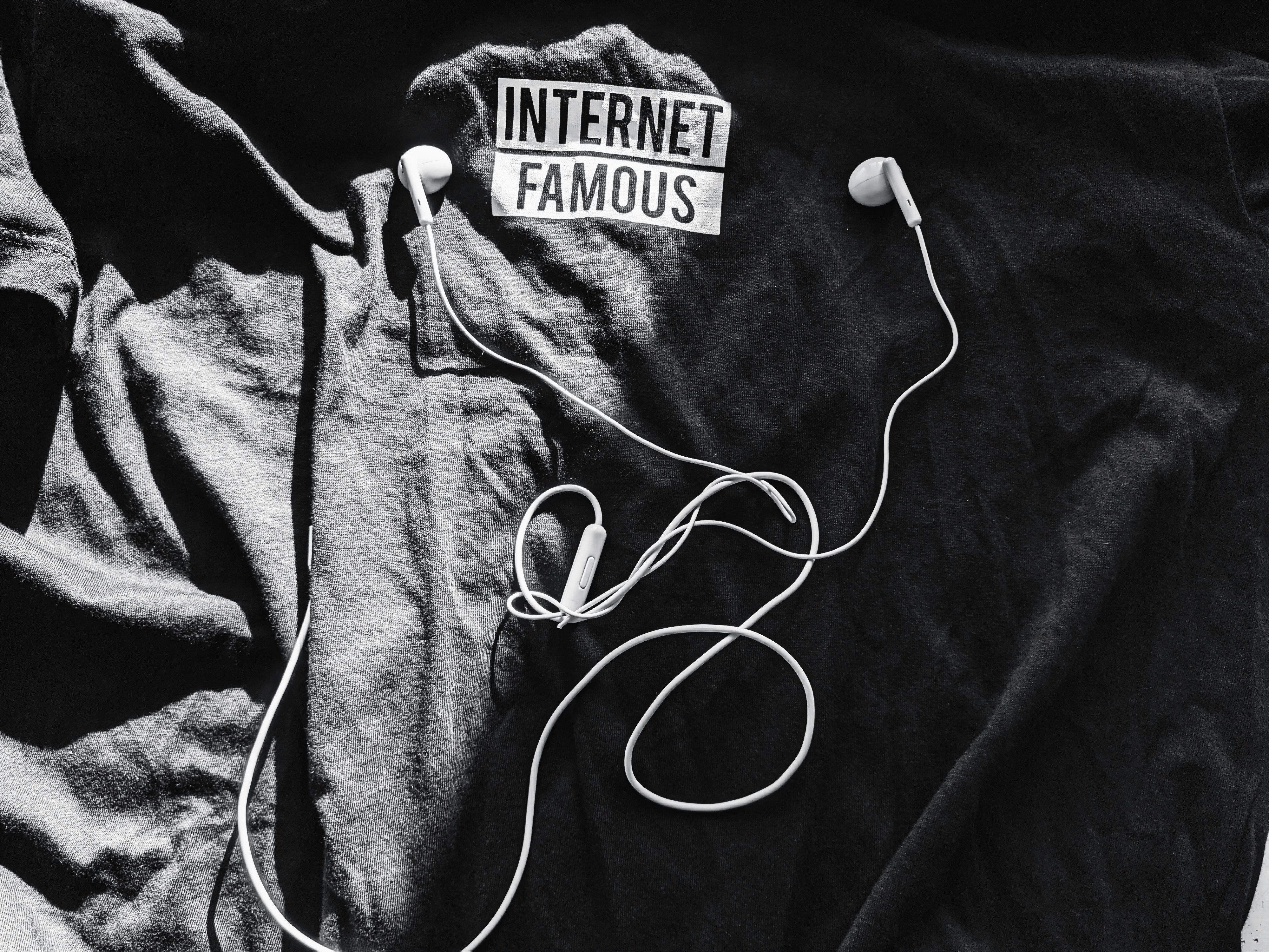 Axelvibe Signature Tee