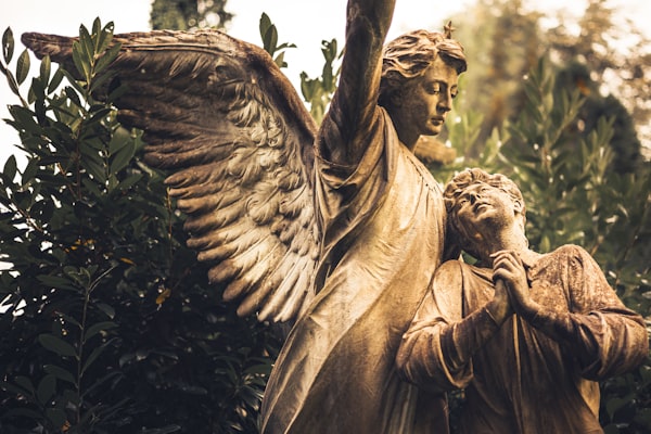 7 Signs Your Angels Are With You