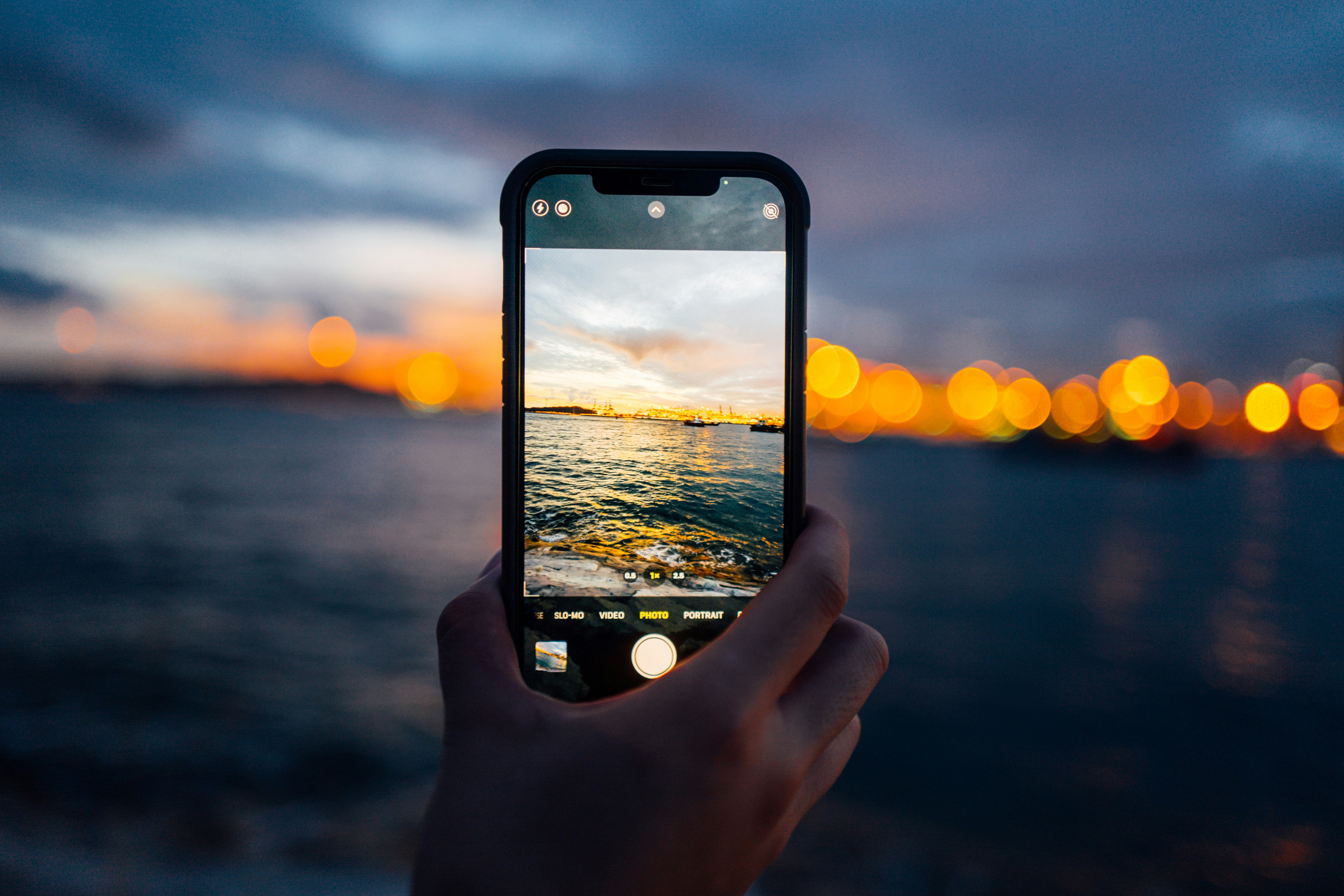 Photo by chuttersnap