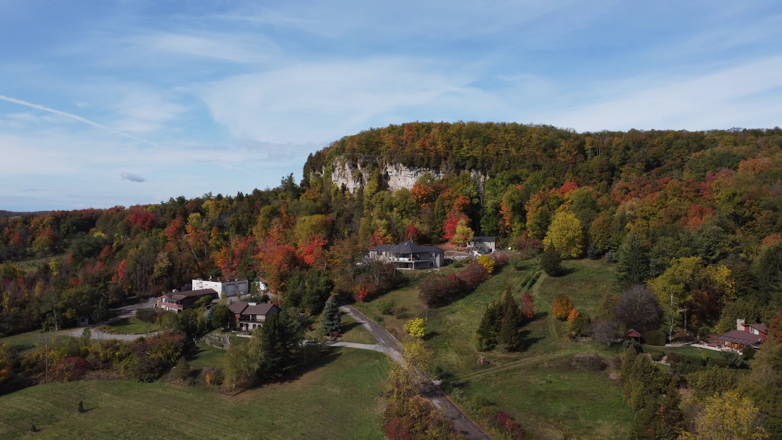 Milton Ontario new-build subdivision and family residential
