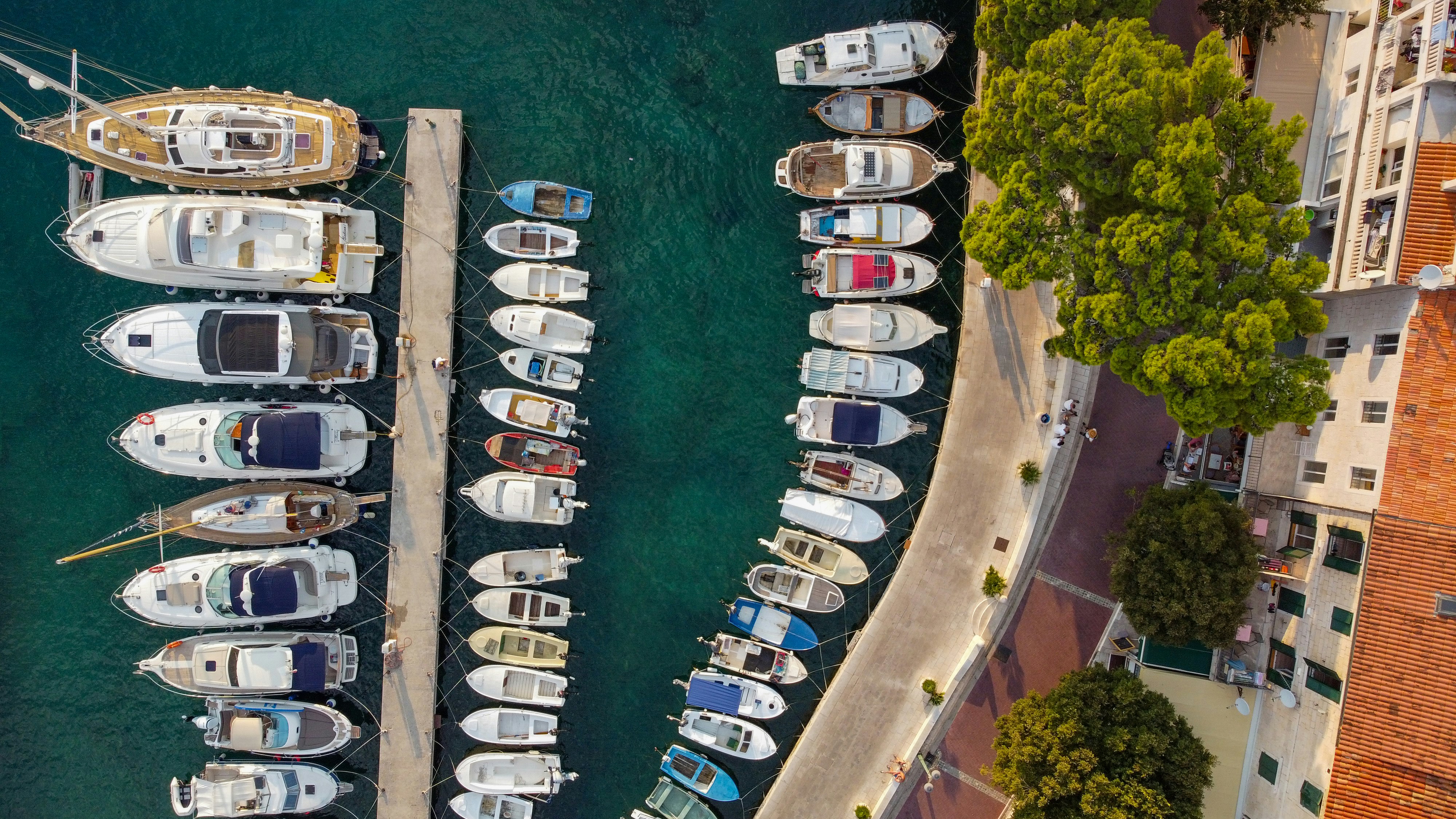 Photo by jonnemakikyro