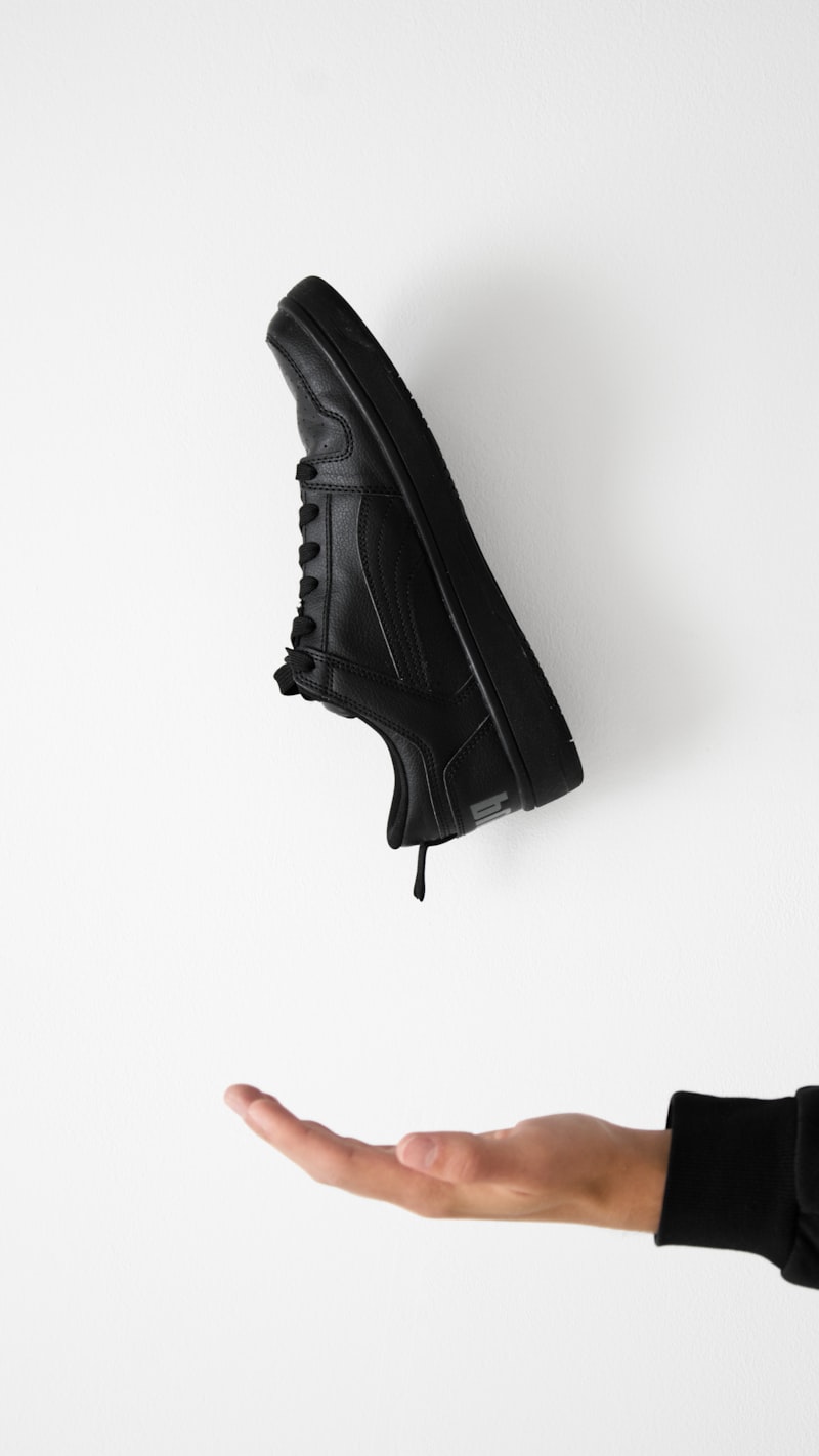 Pleated Wide Trousers