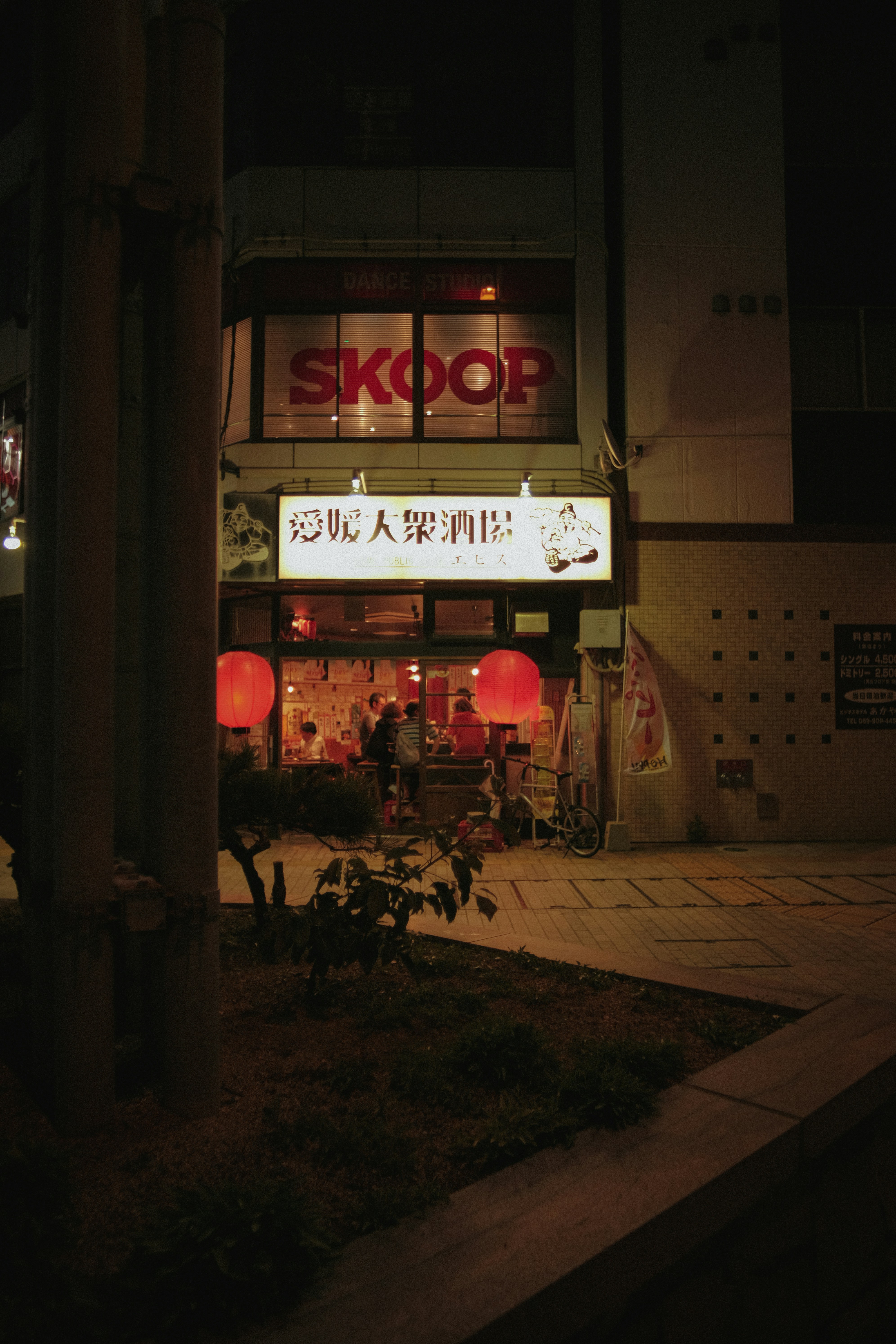 Camera;Fujifilm xt20 
Lens;TTartisans 17mm F1.4 MF 
Mood;Nostalgic Warm