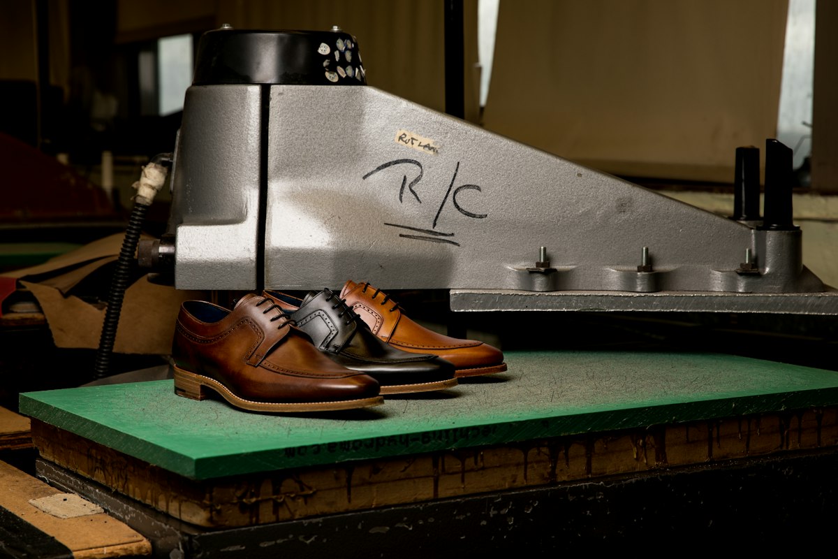 Derby — Dark Brown