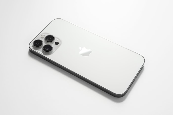 iPhone 15 Pro Black Titanium product photo
