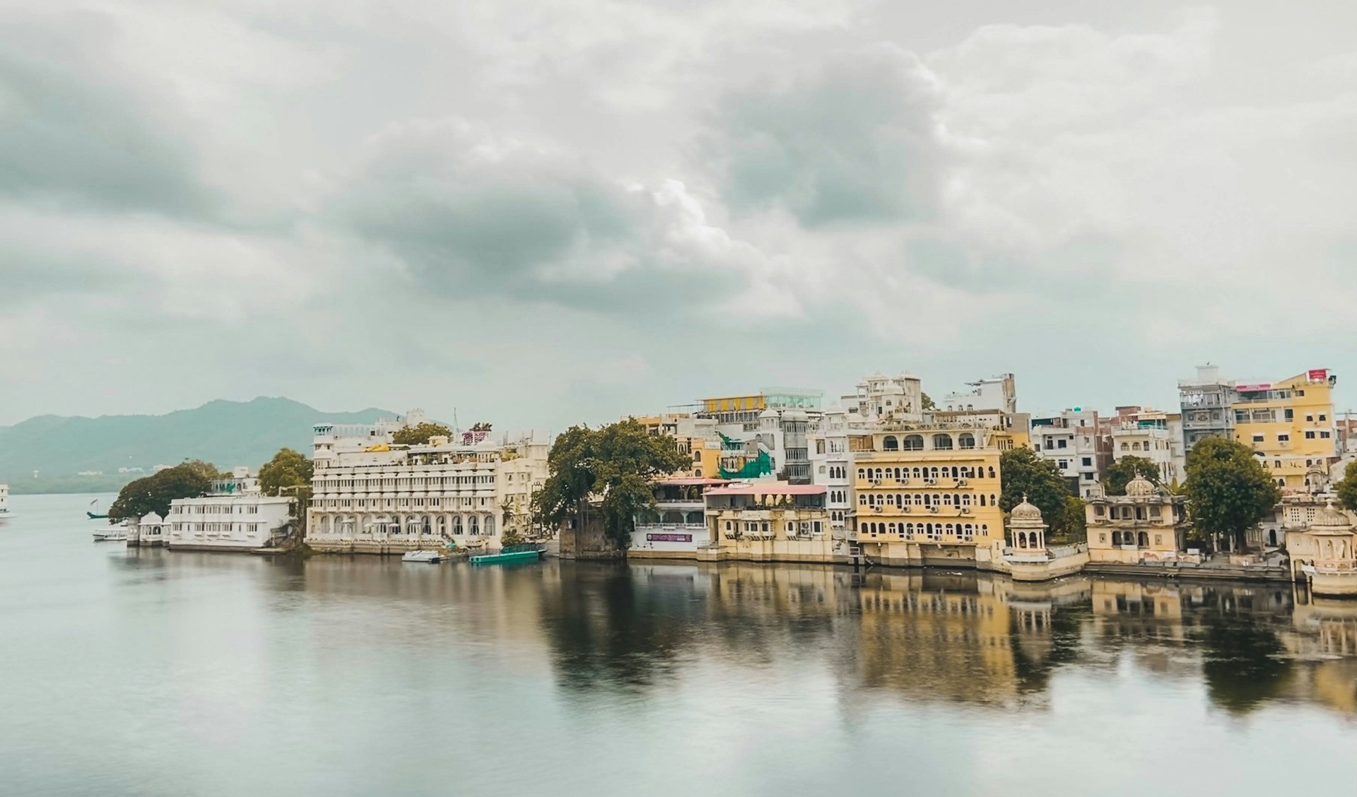 a body of water with a bunch of buildings on it