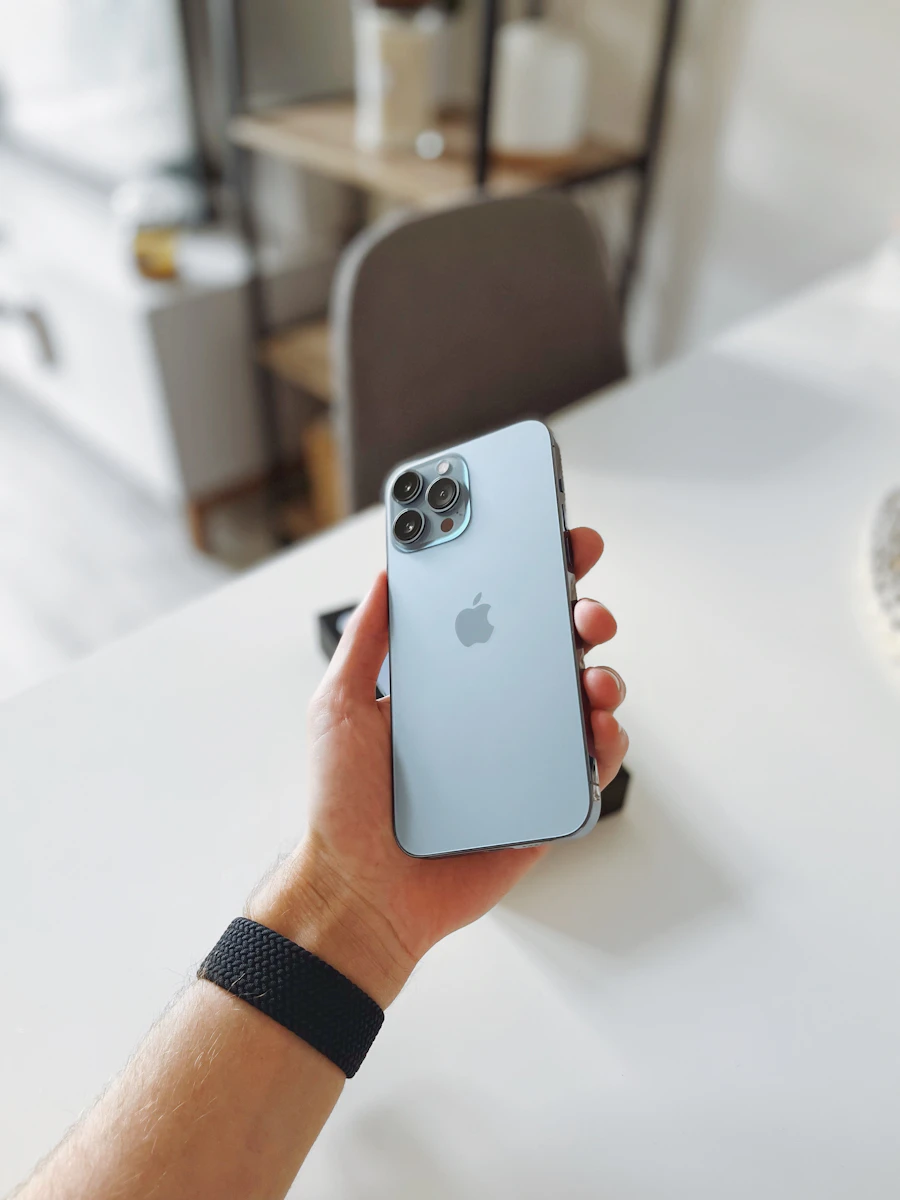 iPhone 13