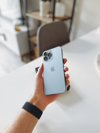 Apple iPhone