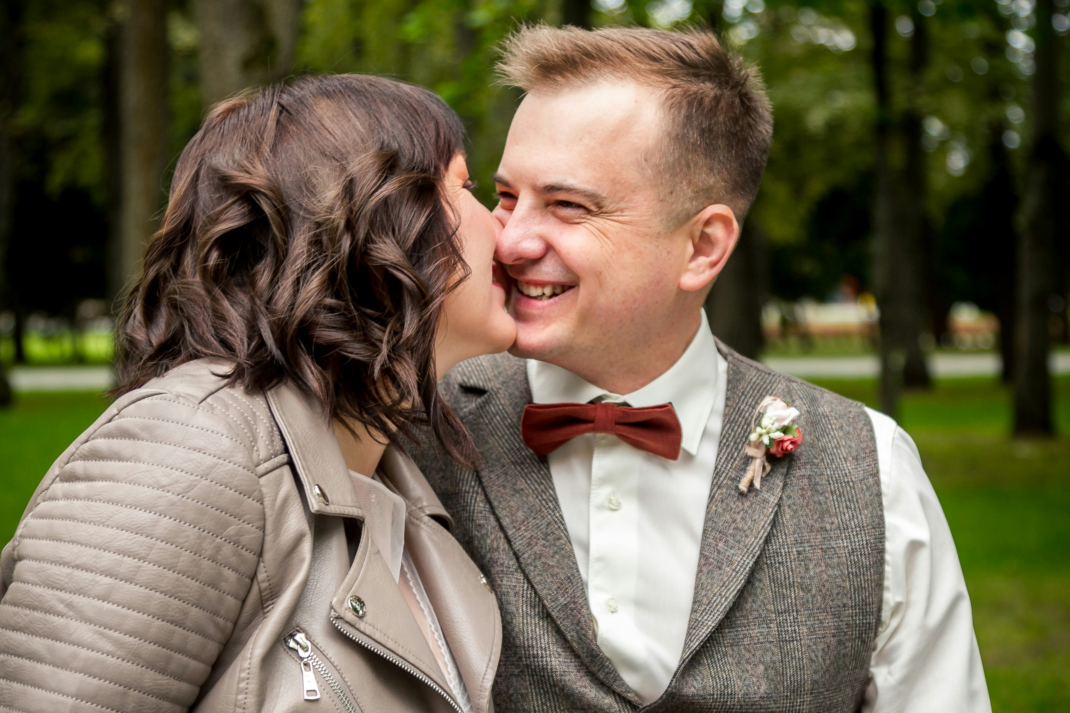 Happy couple kissing