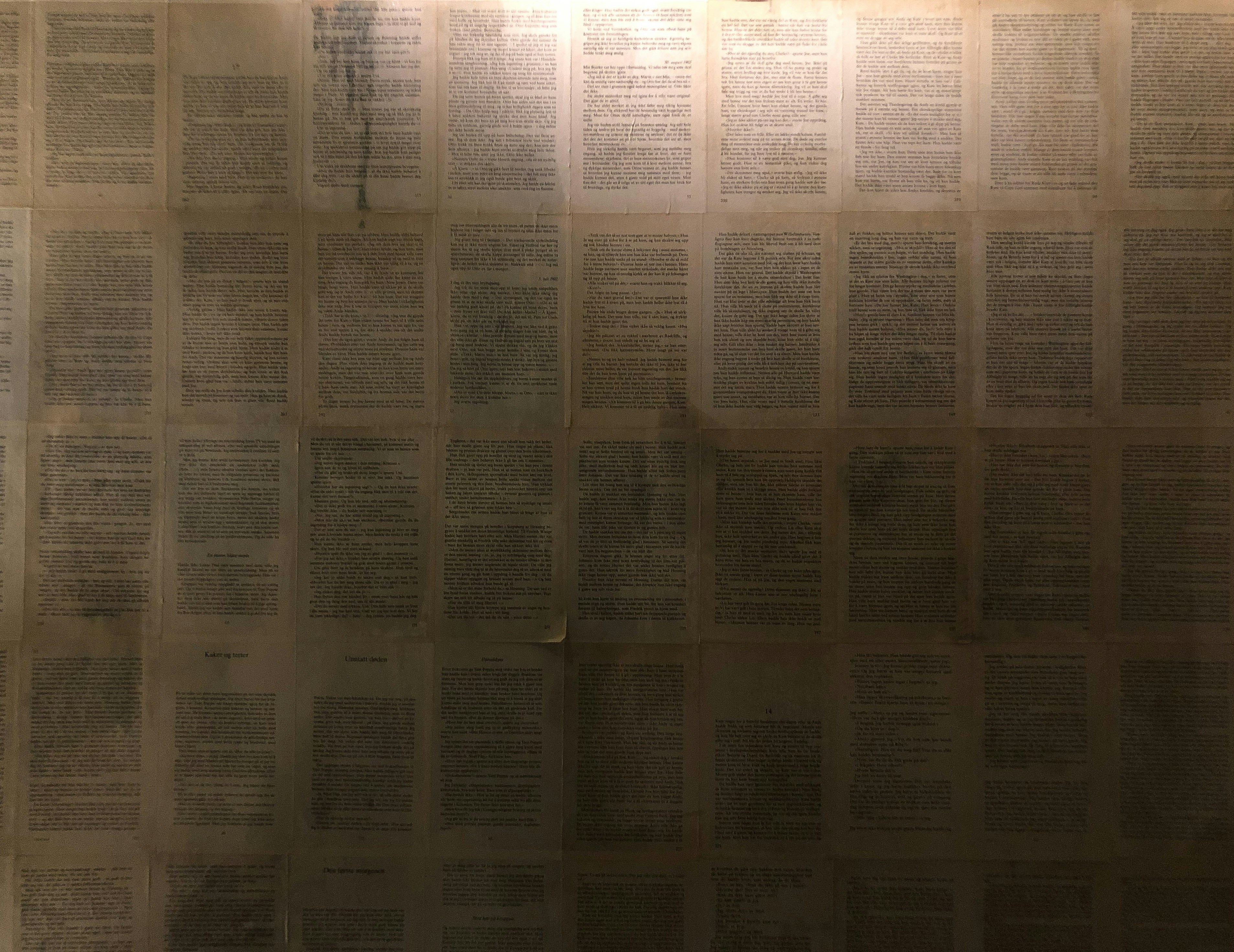 Media press wall spotlight