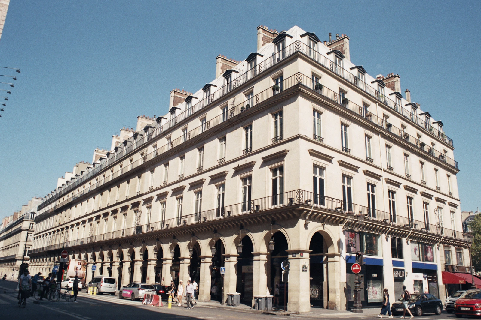 Le Meurice Paris Restores Its Rooms Under Alain Ducasse's Direction