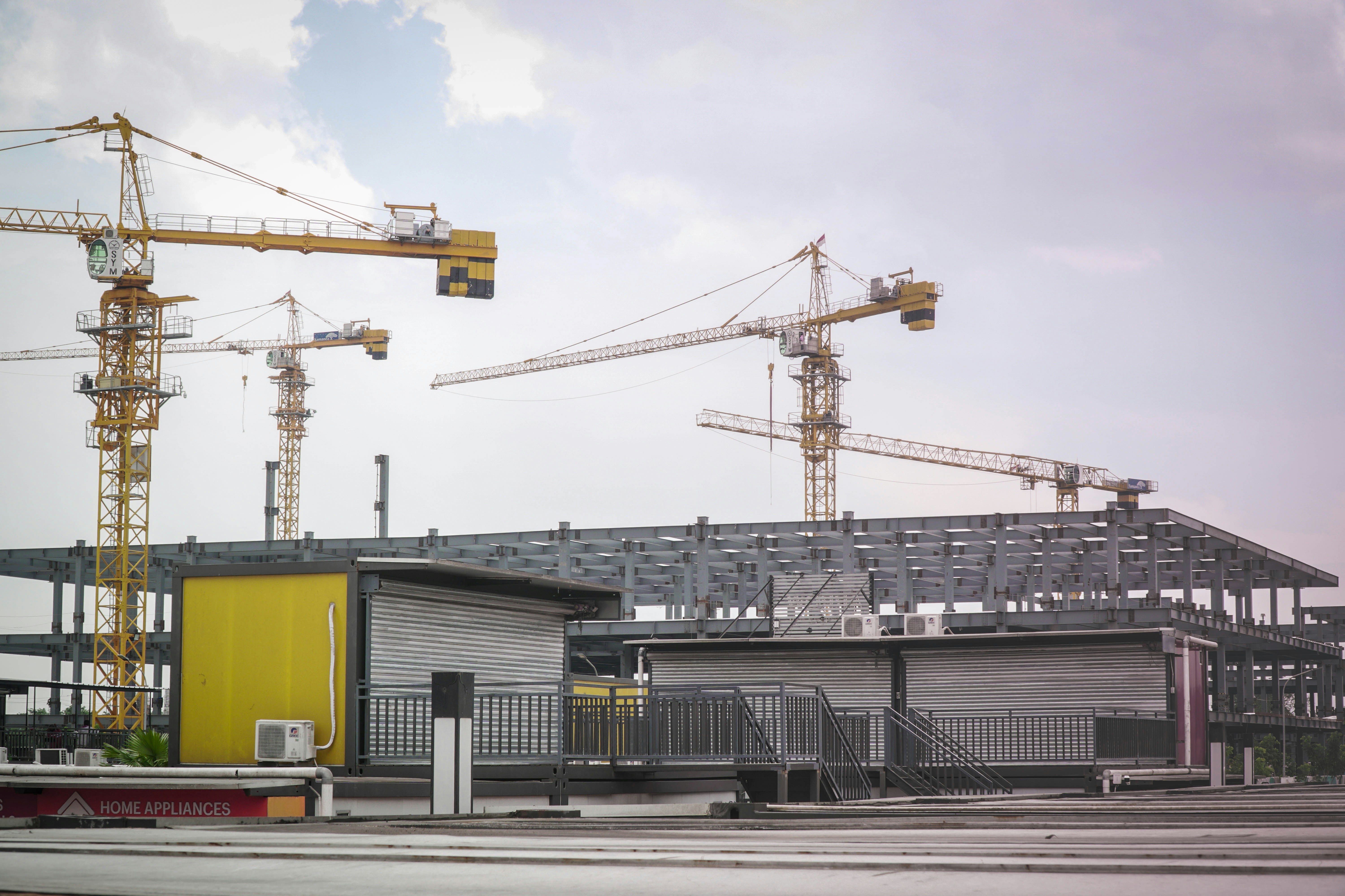 Transwestern Acquires 663,000-SF Industrial Property in Phoenix's Southwest Valley