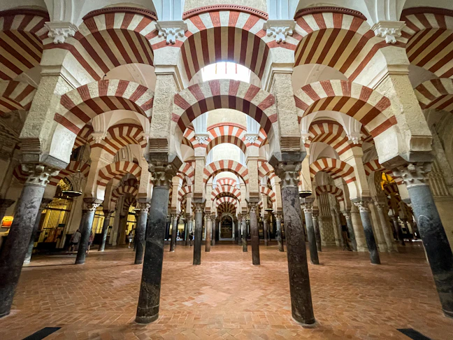 6-Day Luxury Cordoba Itinerary: Classic Routes & Stays