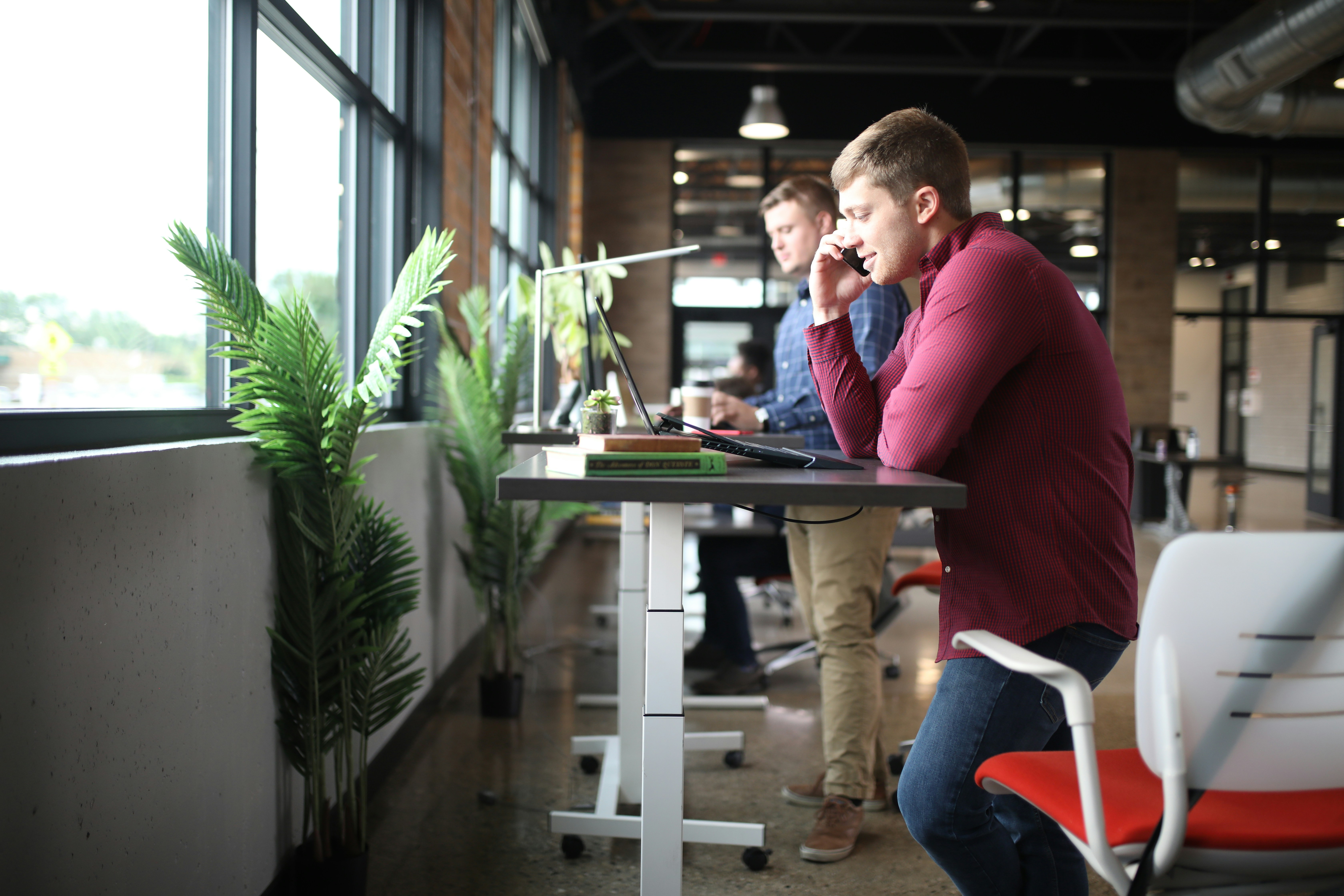 Why Shared Docs Turn Great Thinkers Into Lurkers — And What to Do About It